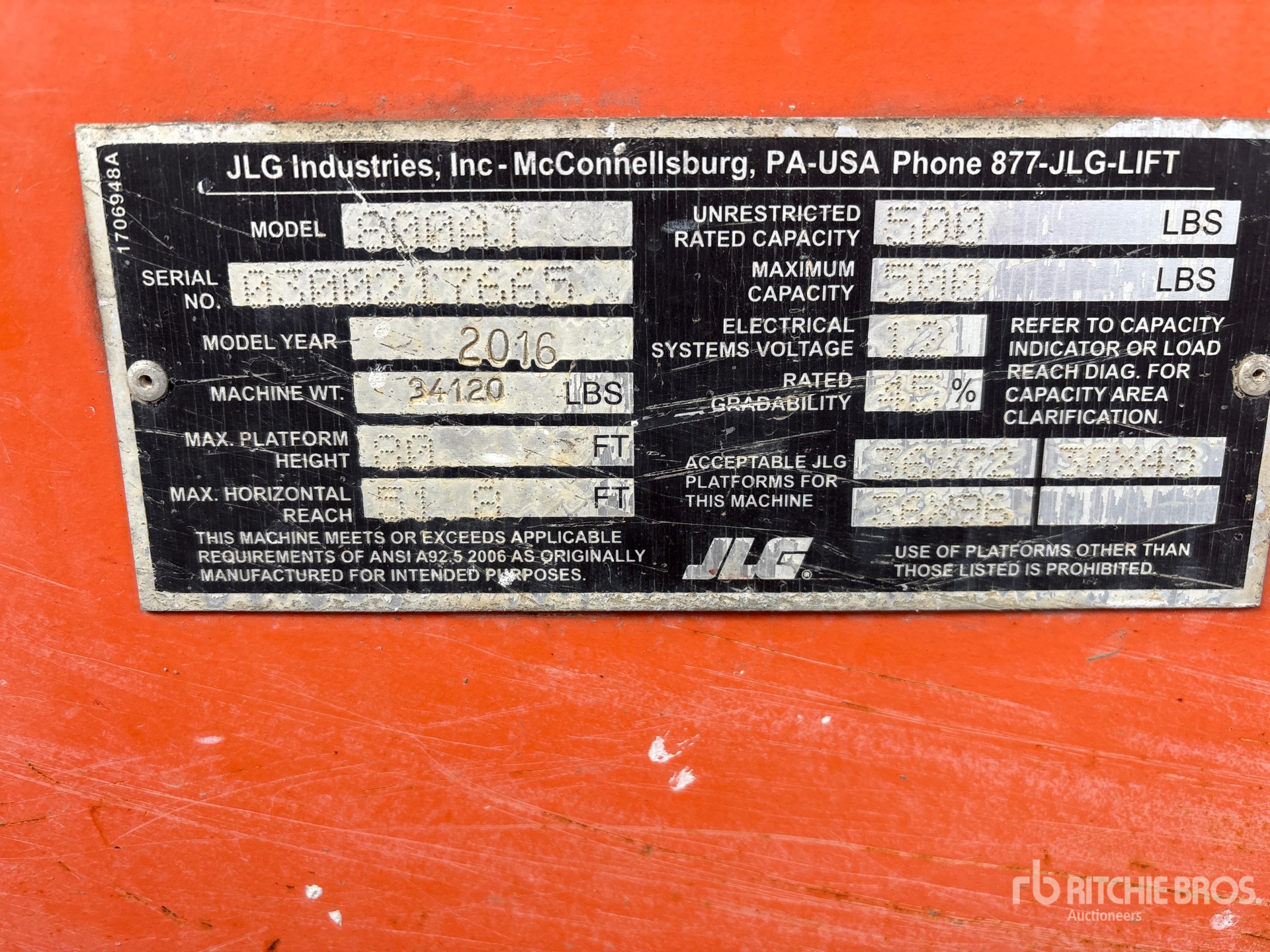 2016 JLG 800AJ