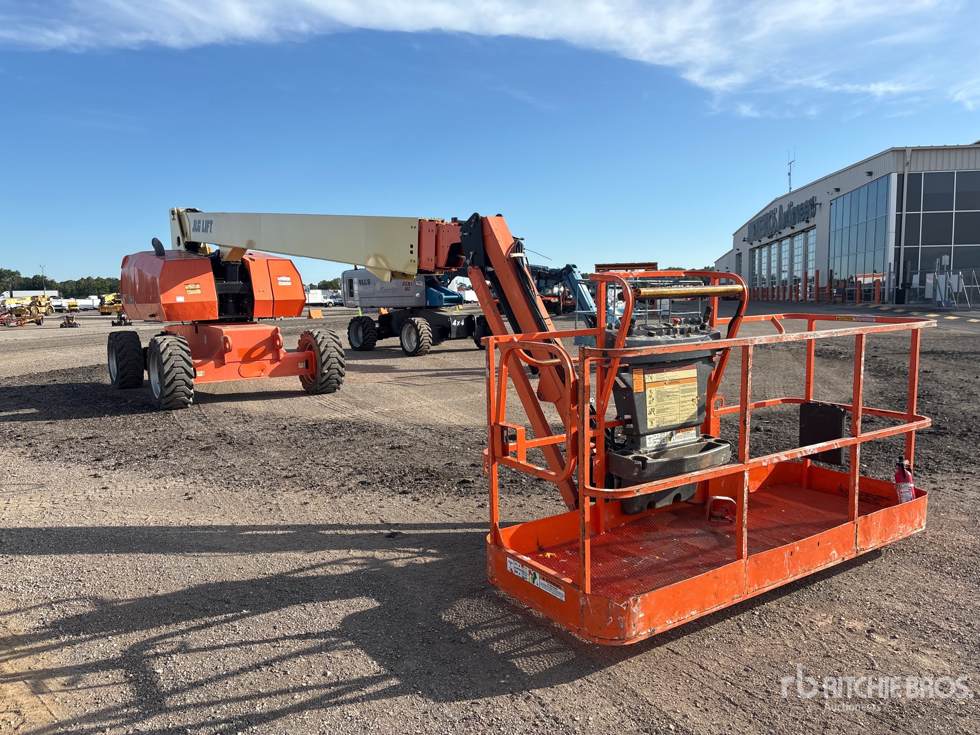 2019 JLG 860SJ