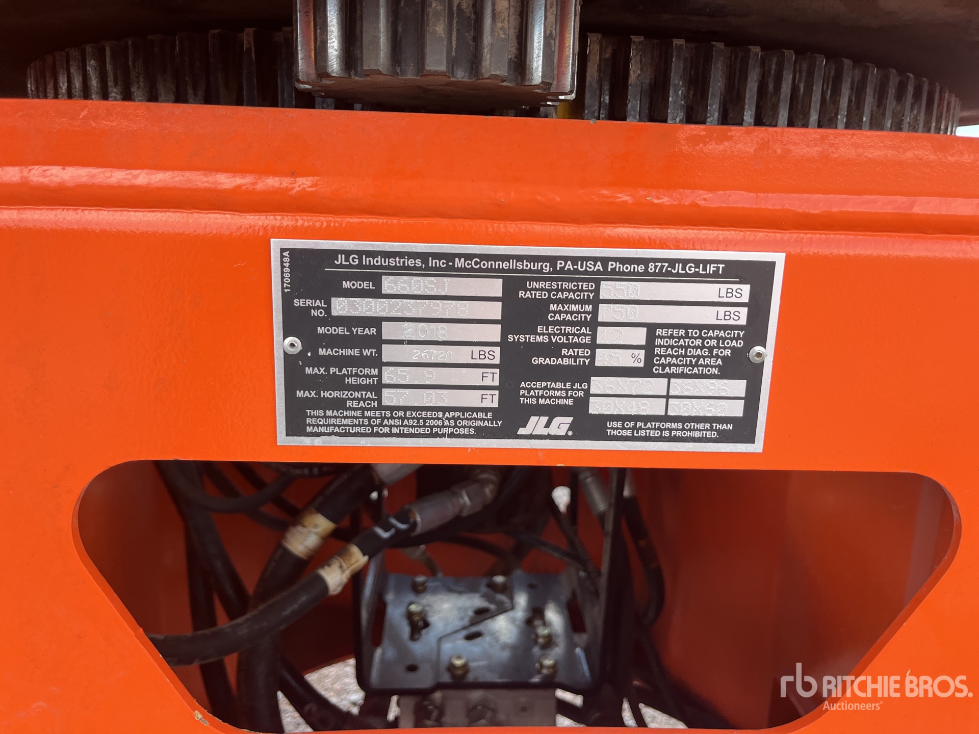 2018 JLG 660SJ