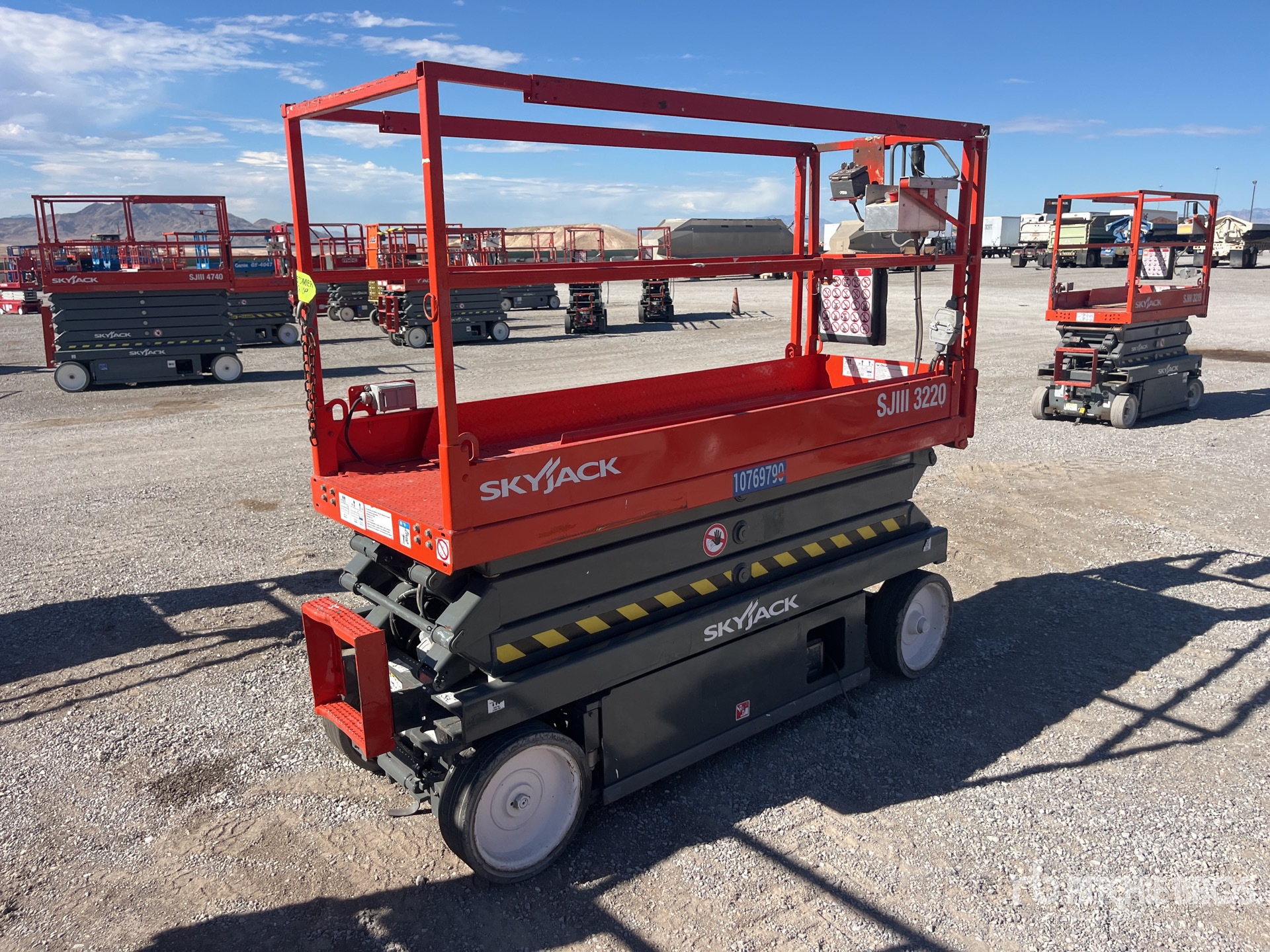 2018 Skyjack SJIII 3220