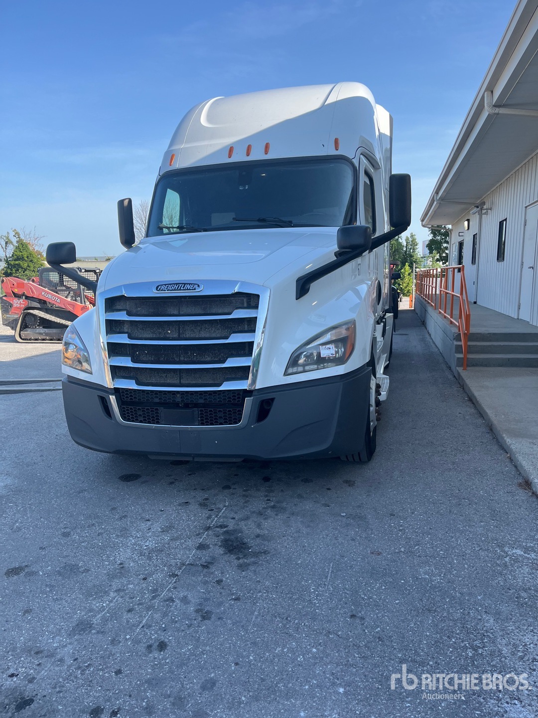 2018 Freightliner CASCADIA 126