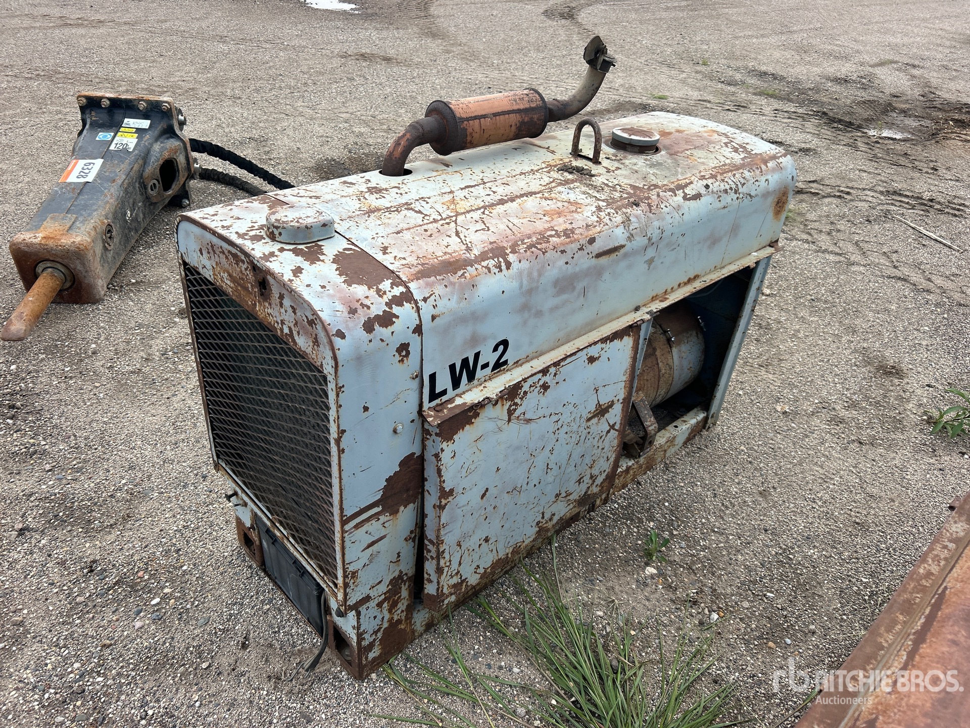 General Appearance with Picture, Right Rear Corner