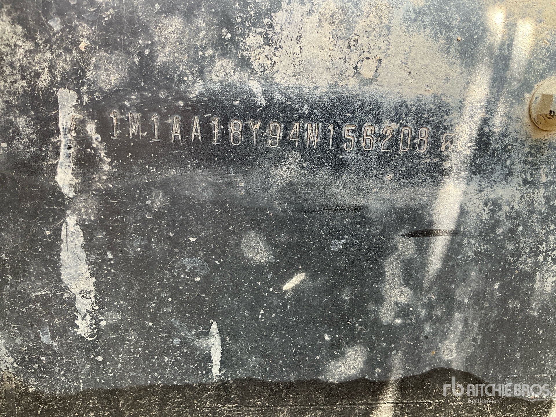 2004 Mack CH613