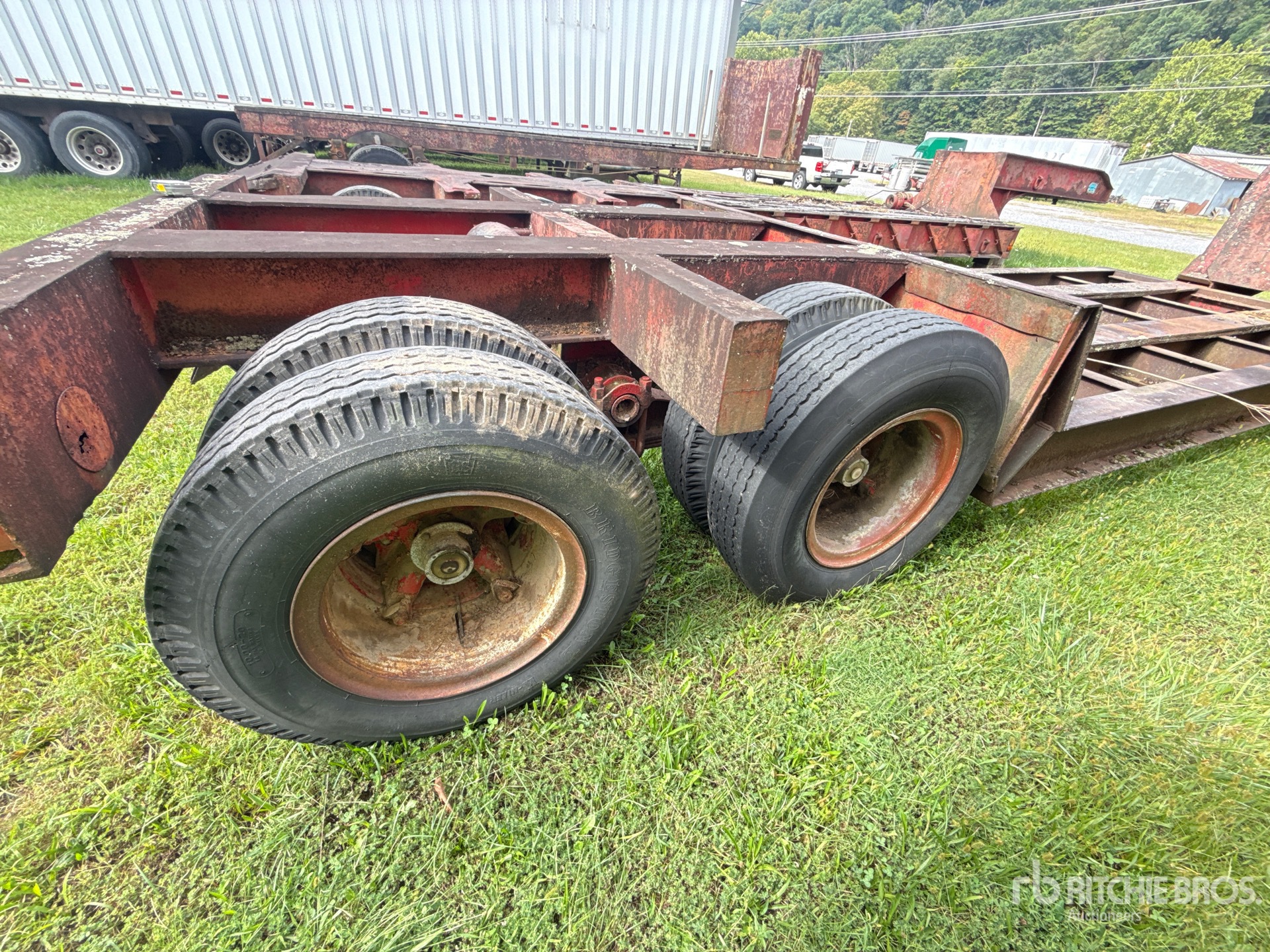 1958 Fruehauf T/A Removable Gooseneck