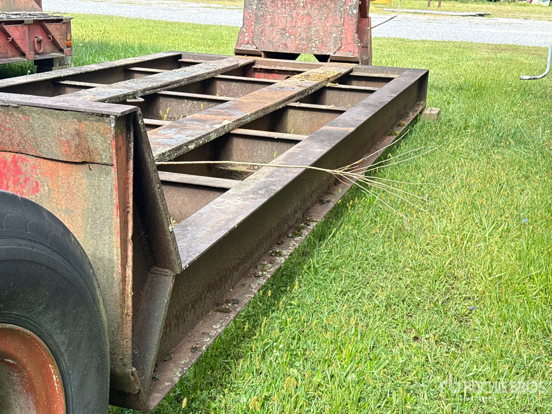 1958 Fruehauf T/A Removable Gooseneck