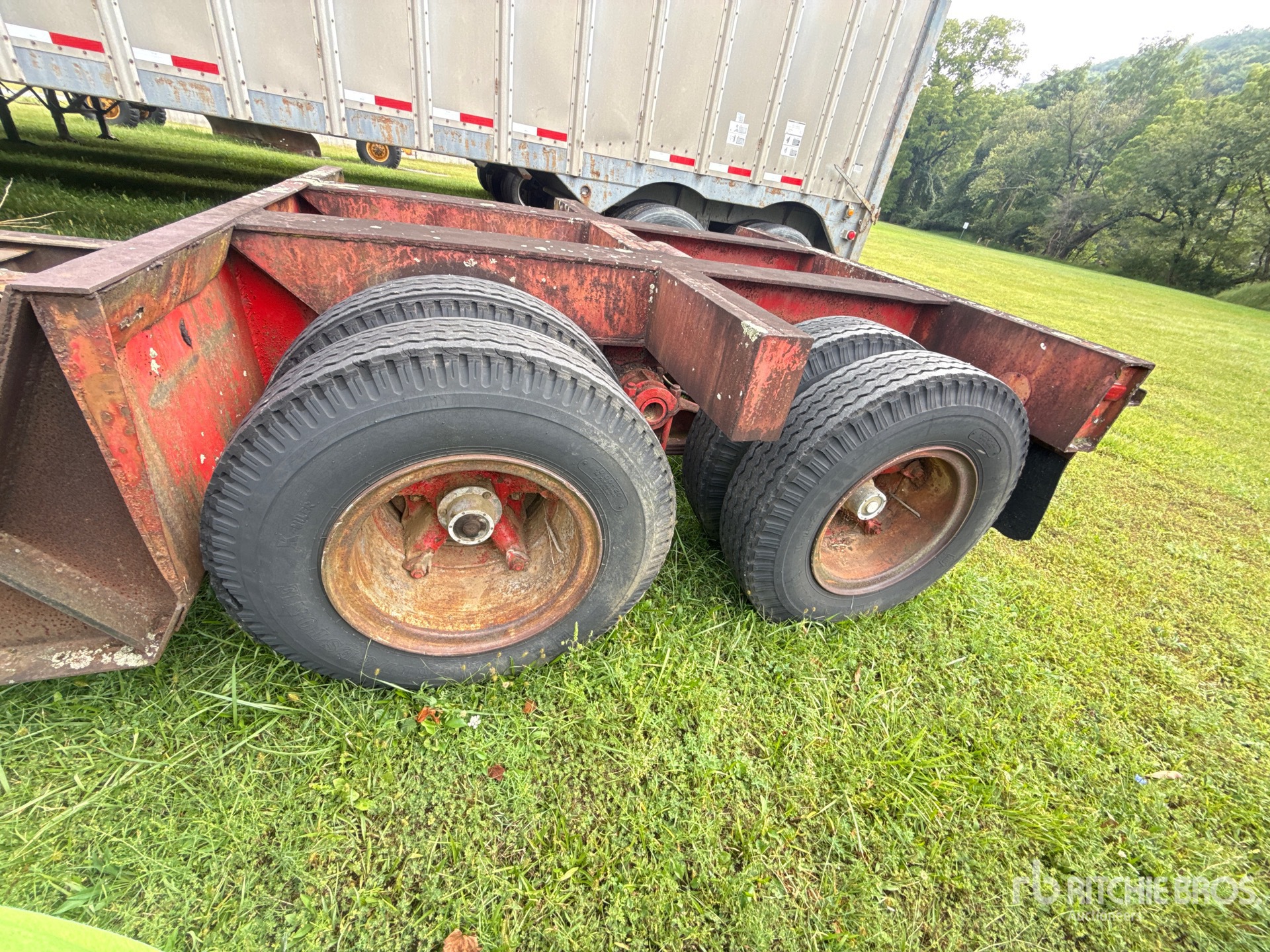 1958 Fruehauf T/A Removable Gooseneck