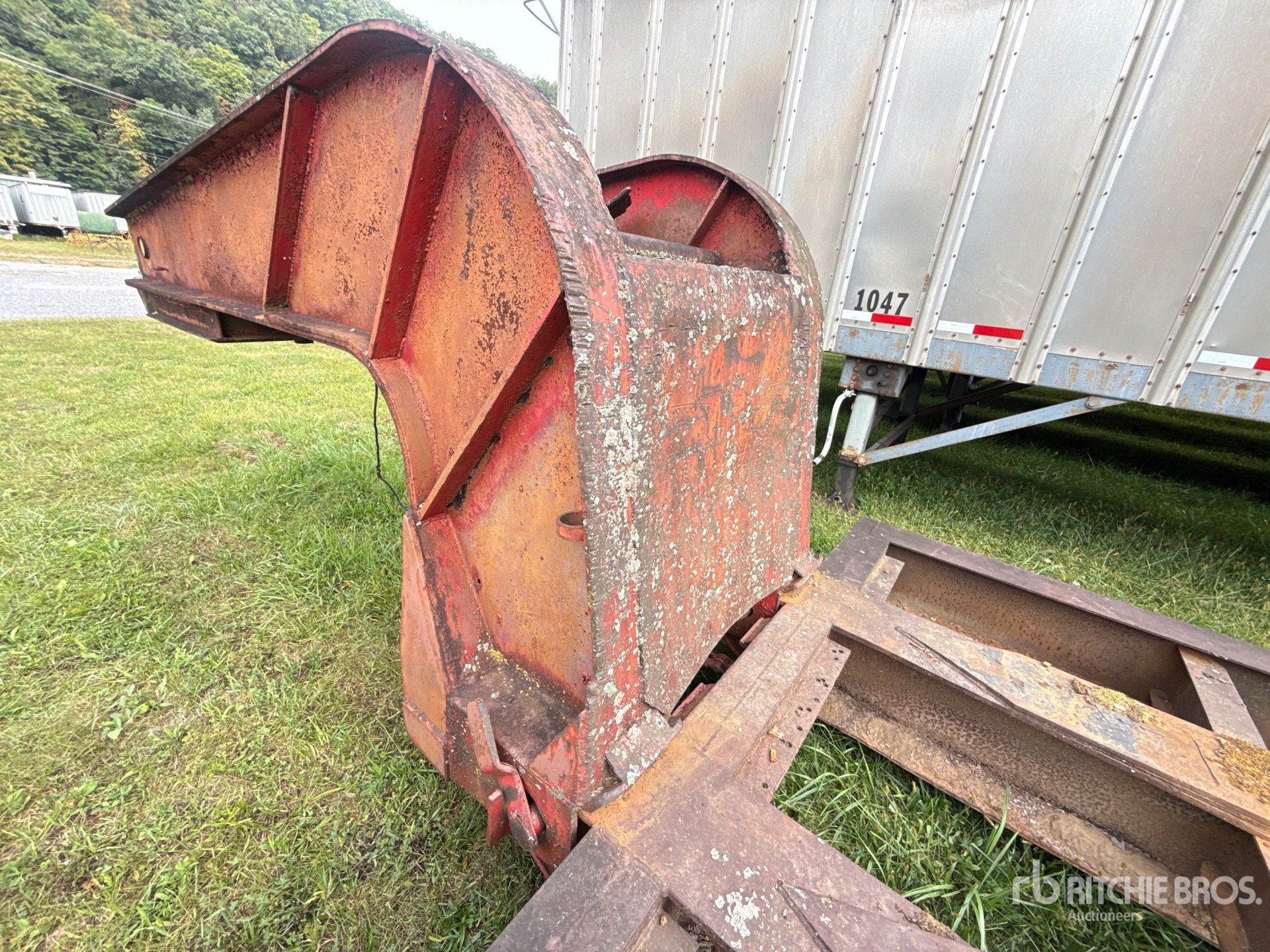 1958 Fruehauf T/A Removable Gooseneck