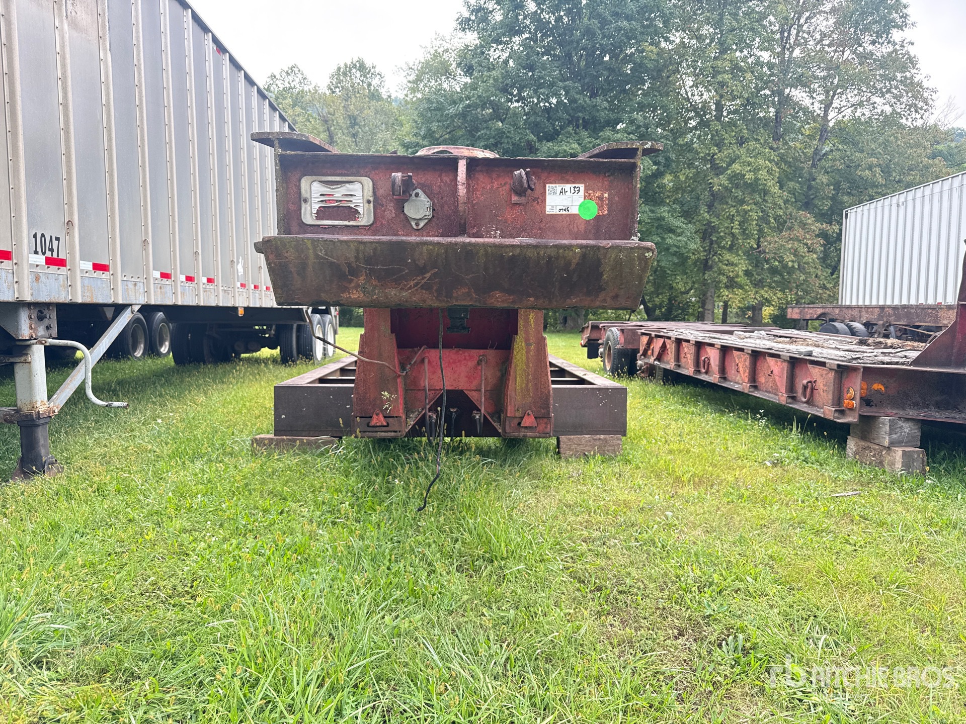 1958 Fruehauf T/A Removable Gooseneck