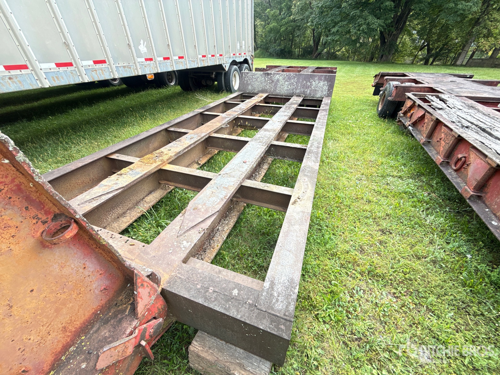 1958 Fruehauf T/A Removable Gooseneck