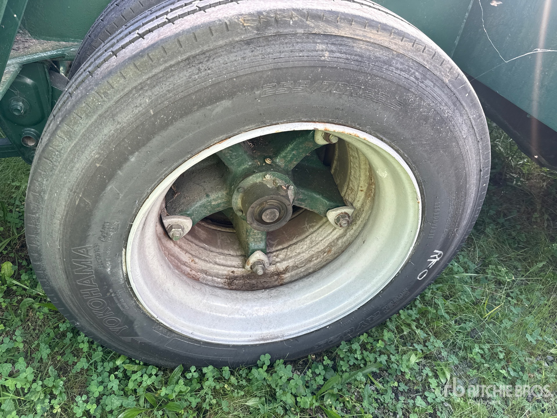 1987 Fruehauf T/A Removable Gooseneck