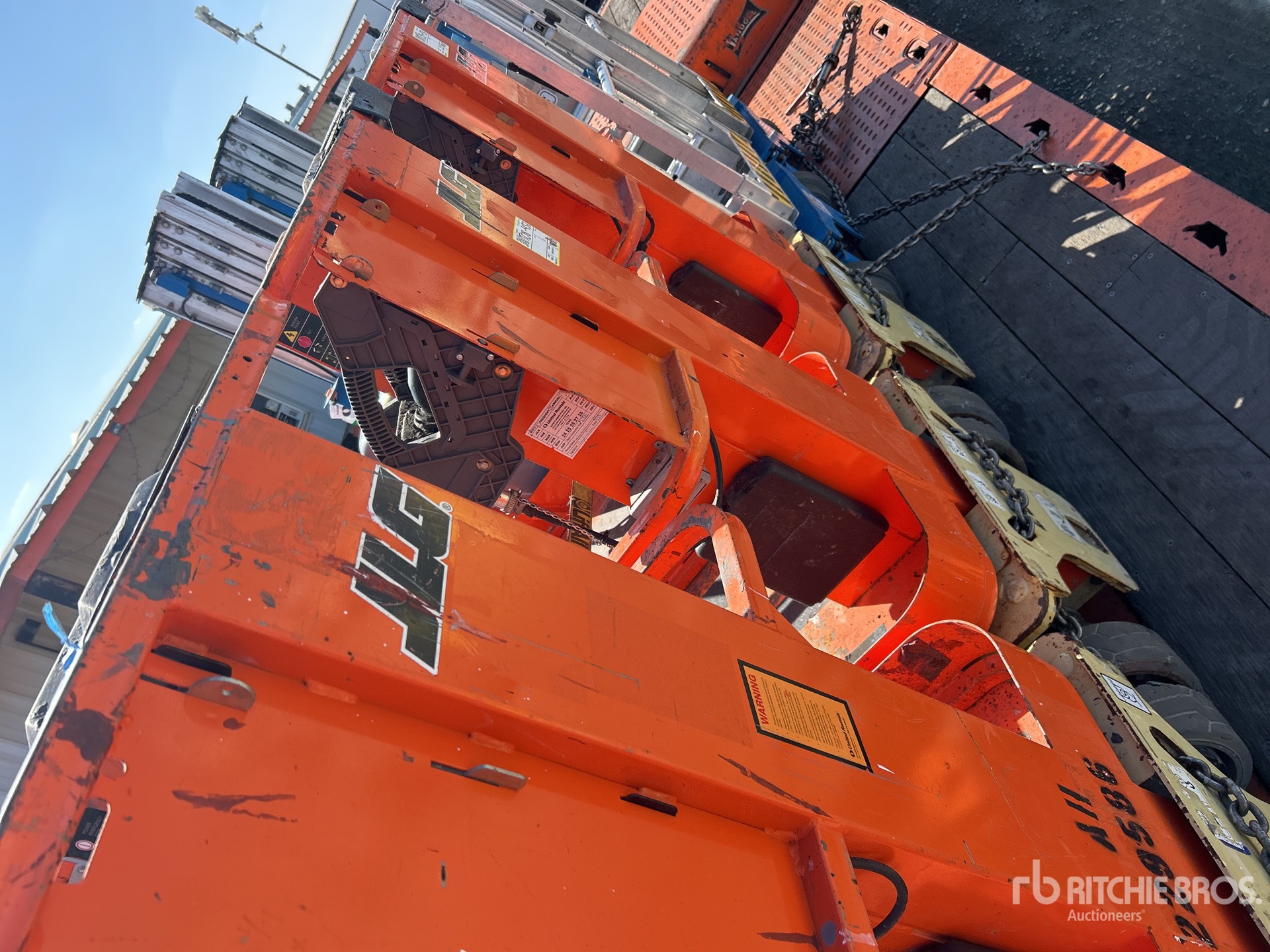 2019 JLG 1230ES