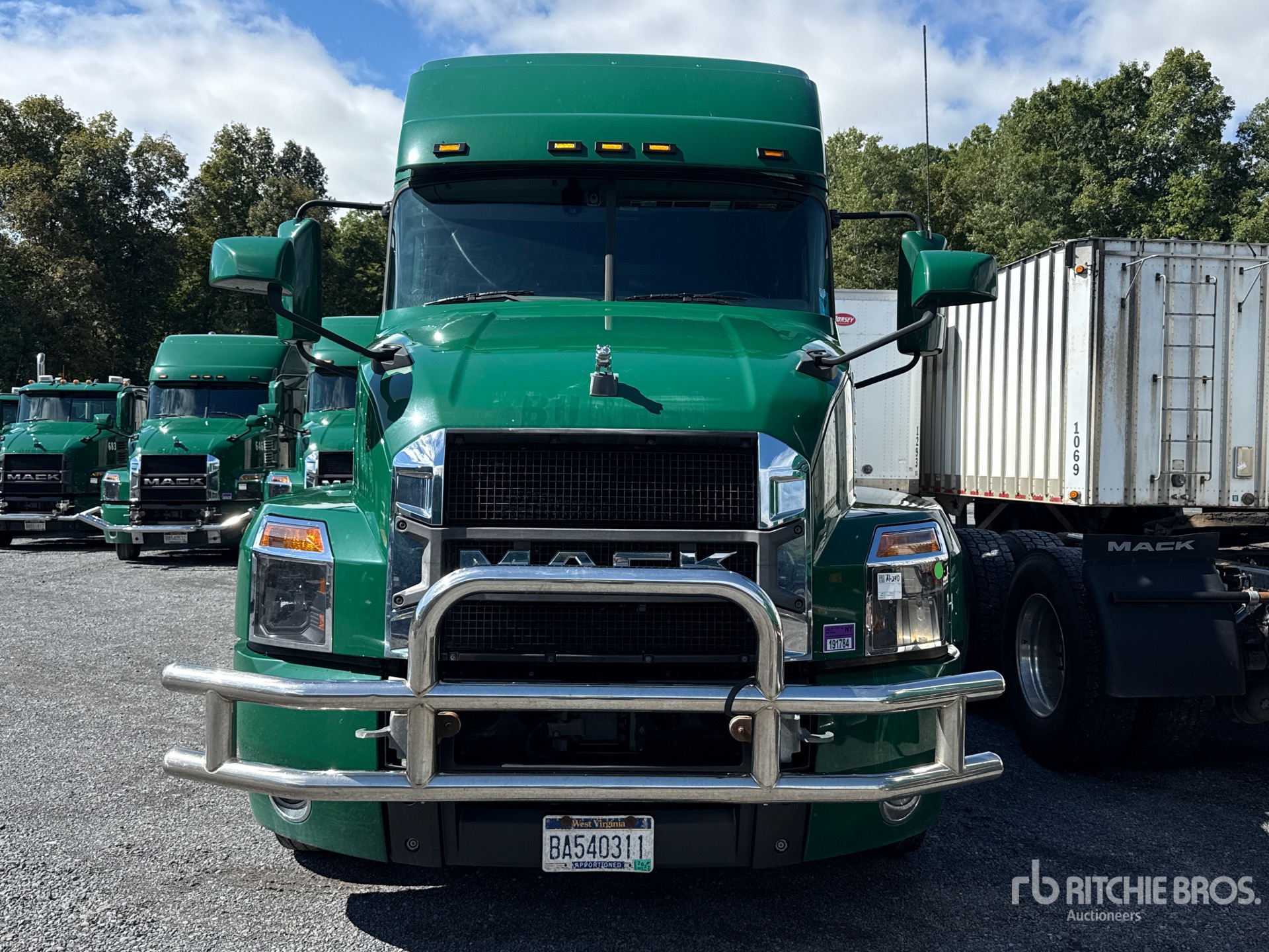 2020 Mack ANTHEM AN64T