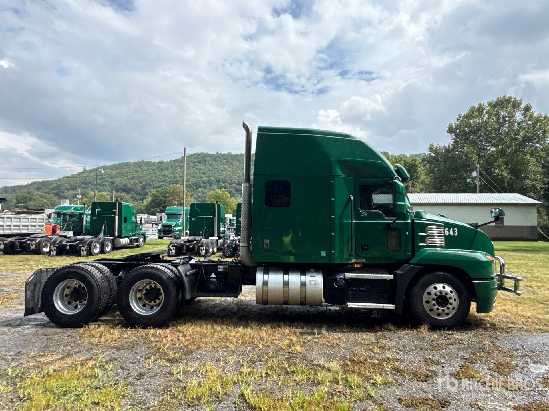 2020 Mack ANTHEM AN64T