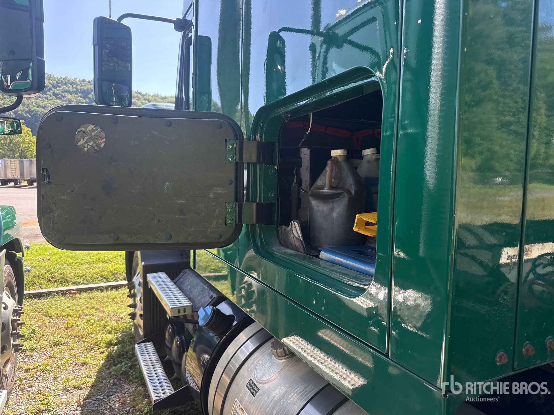 2021 Mack ANTHEM AN64T