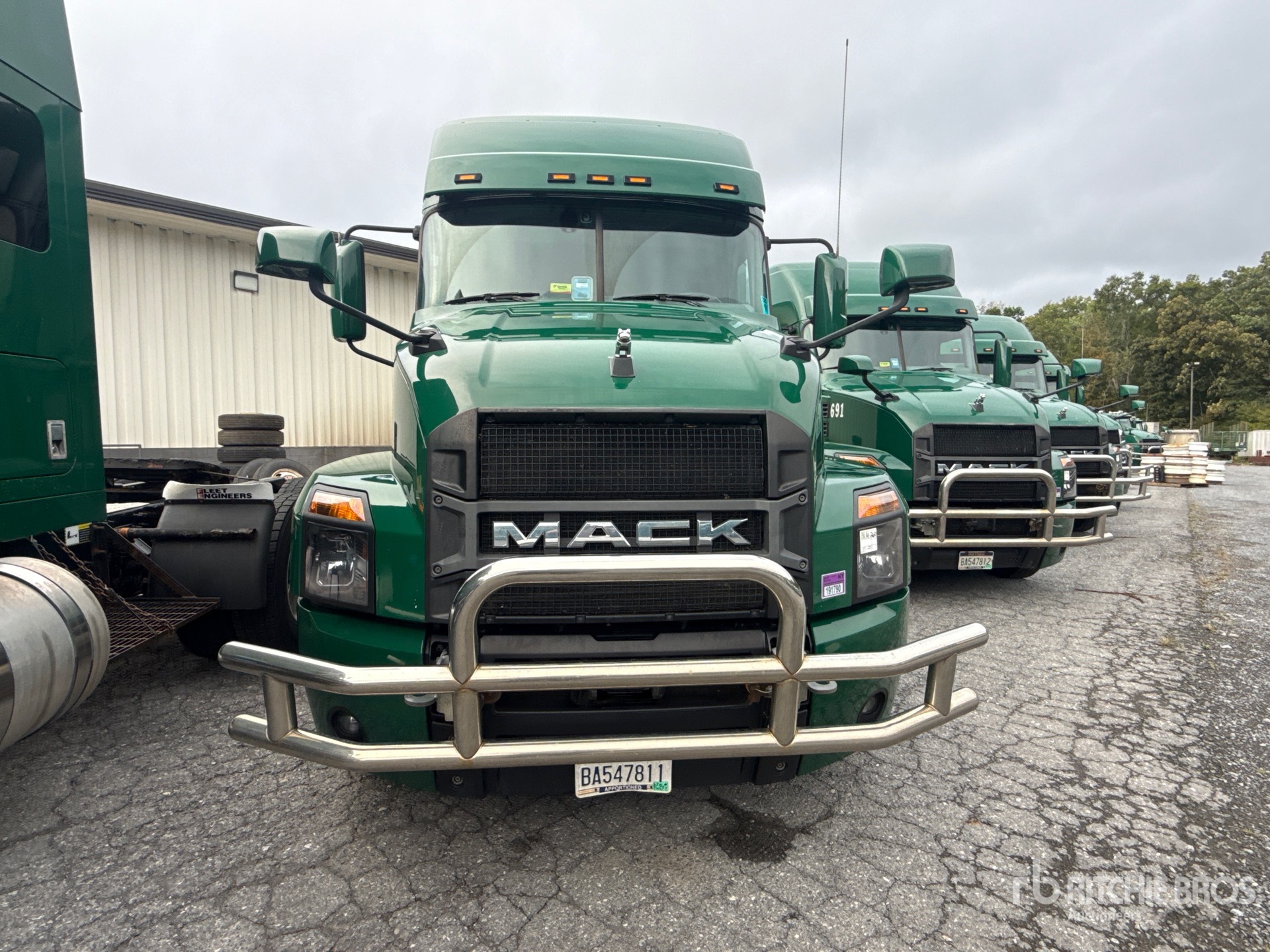 2024 Mack ANTHEM AN64T