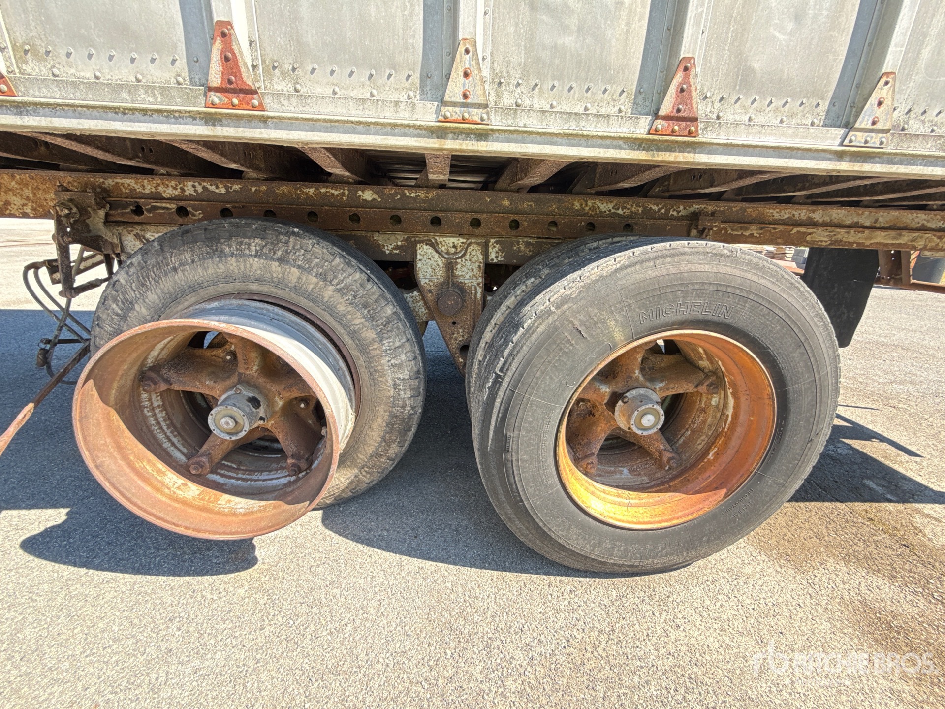 1964 Fruehauf 40 ft