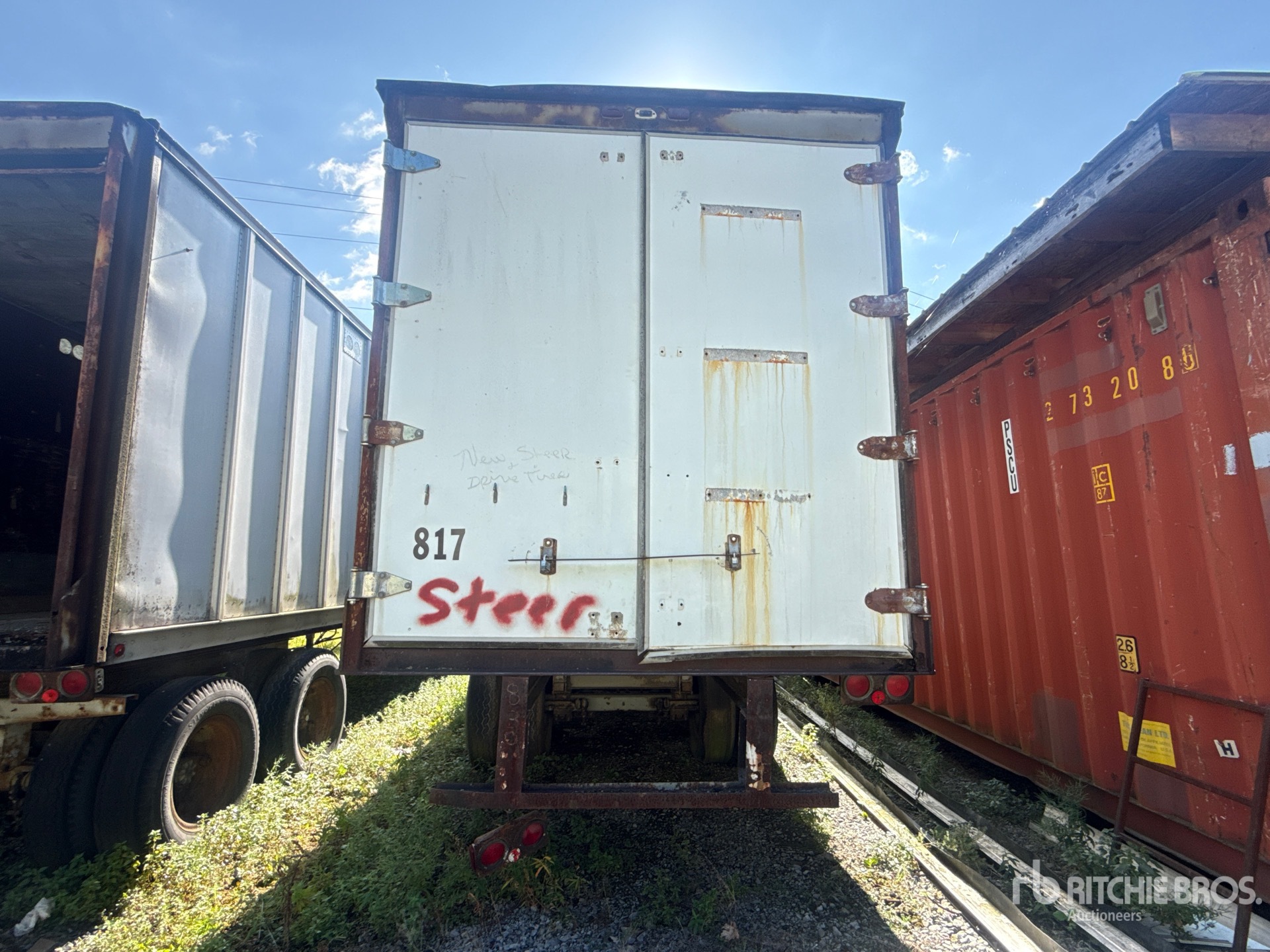 1975 Fruehauf 40 FT X 96 IN T/A (INOPERABLE)