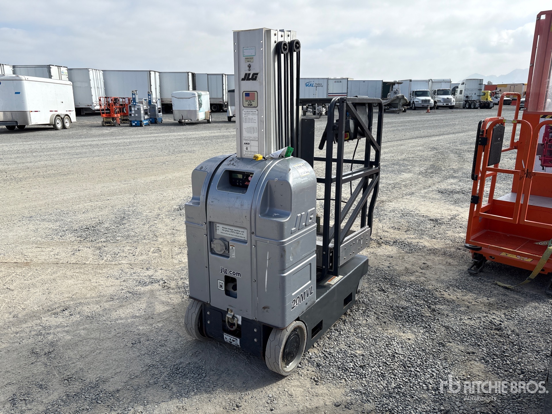 2019 JLG 20MVL