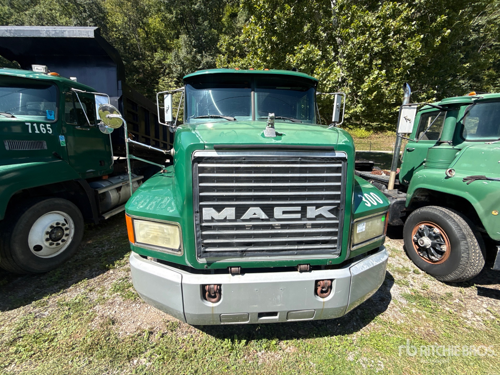 1995 Mack CH613