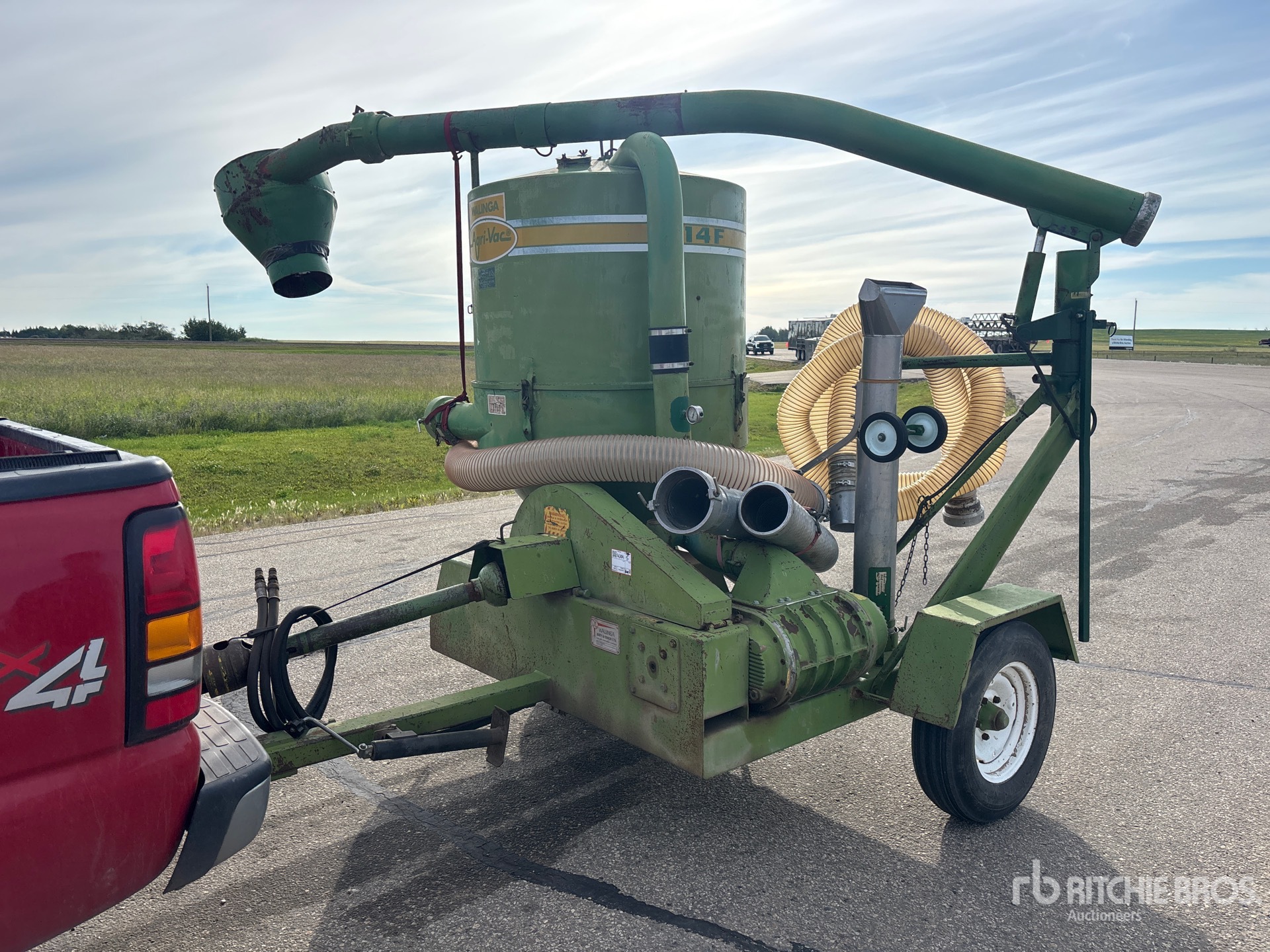Photo of a 1997 Walinga 614F