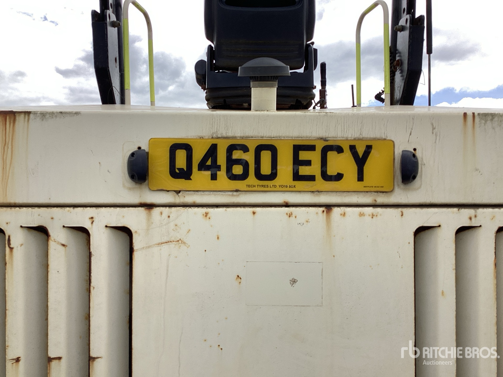 2015 Terex 9 TON 4X4
