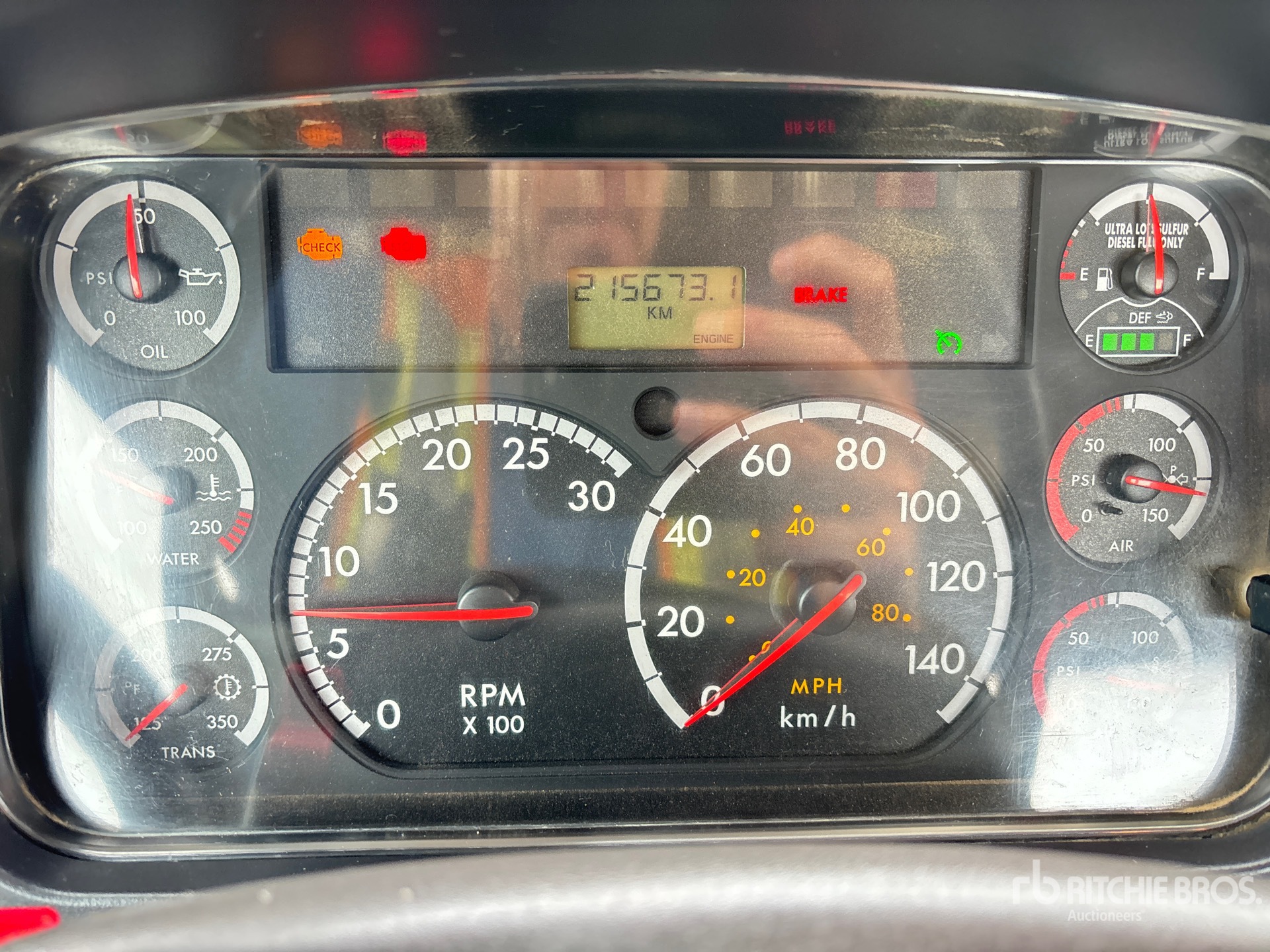 2012 Freightliner M2106