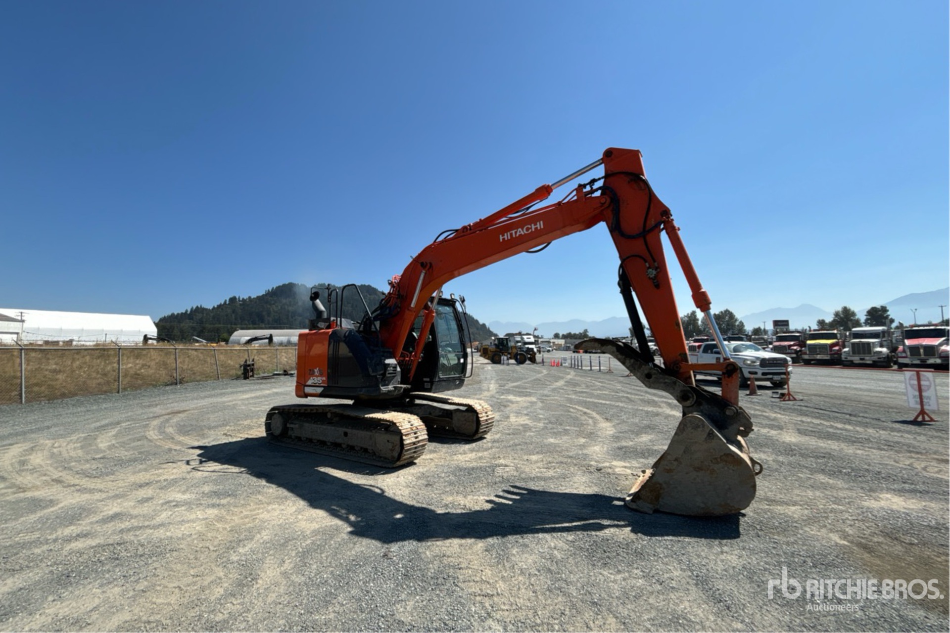 2019 Hitachi ZX135US-6