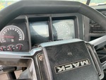 Cab with Luces de advertencia del motor