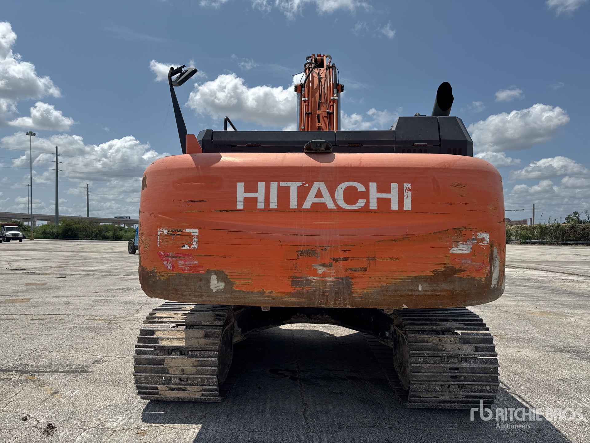 Hitachi ZX350LC-6N