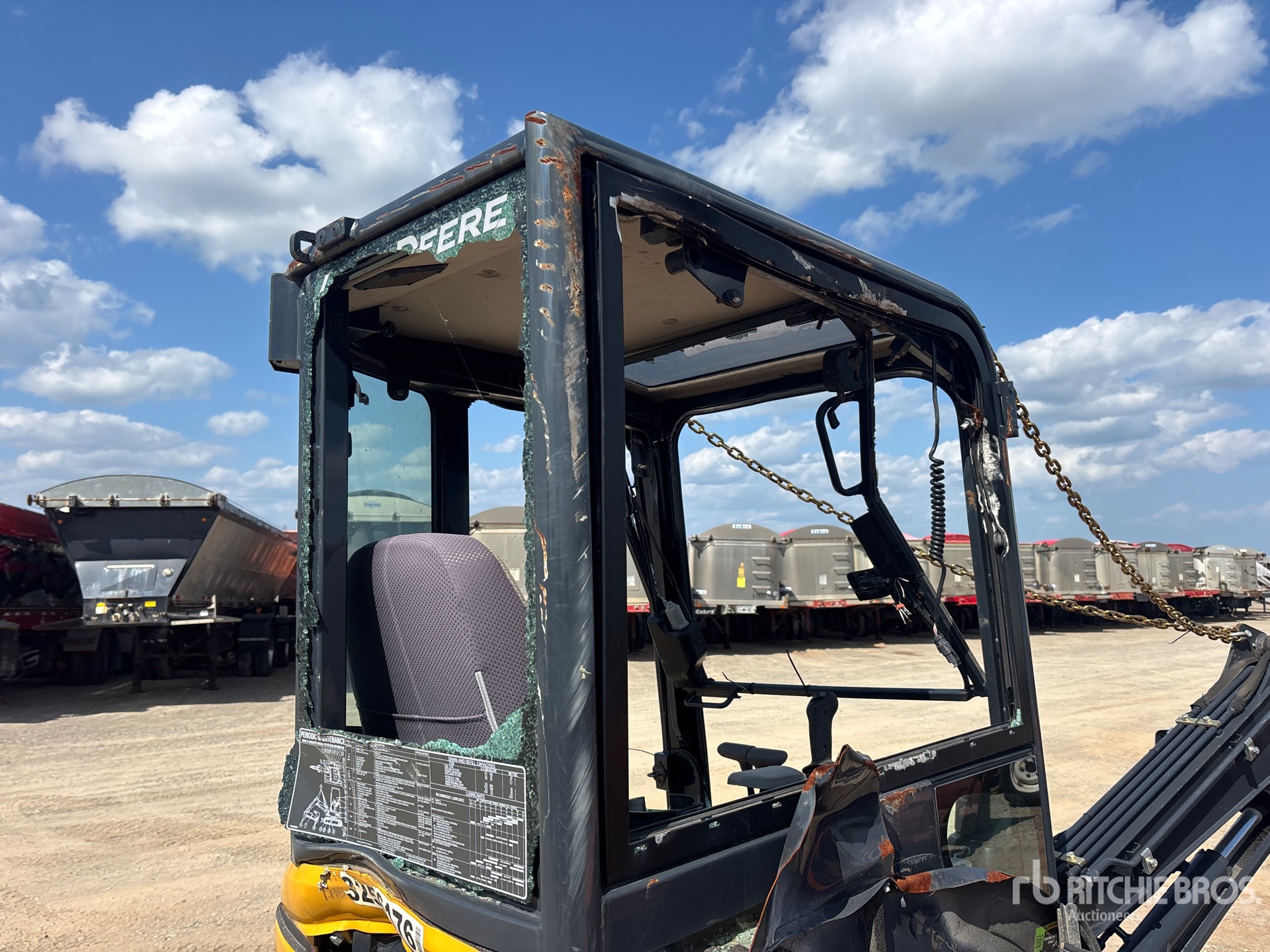 2022 John Deere 26G