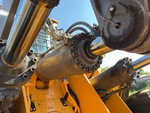 Hydraulics with Bucket Tilt Cylinders