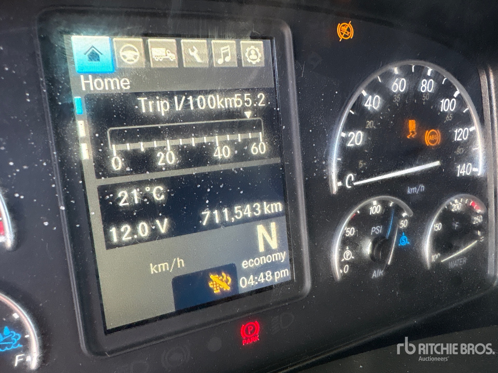 2021 Freightliner CASCADIA 126