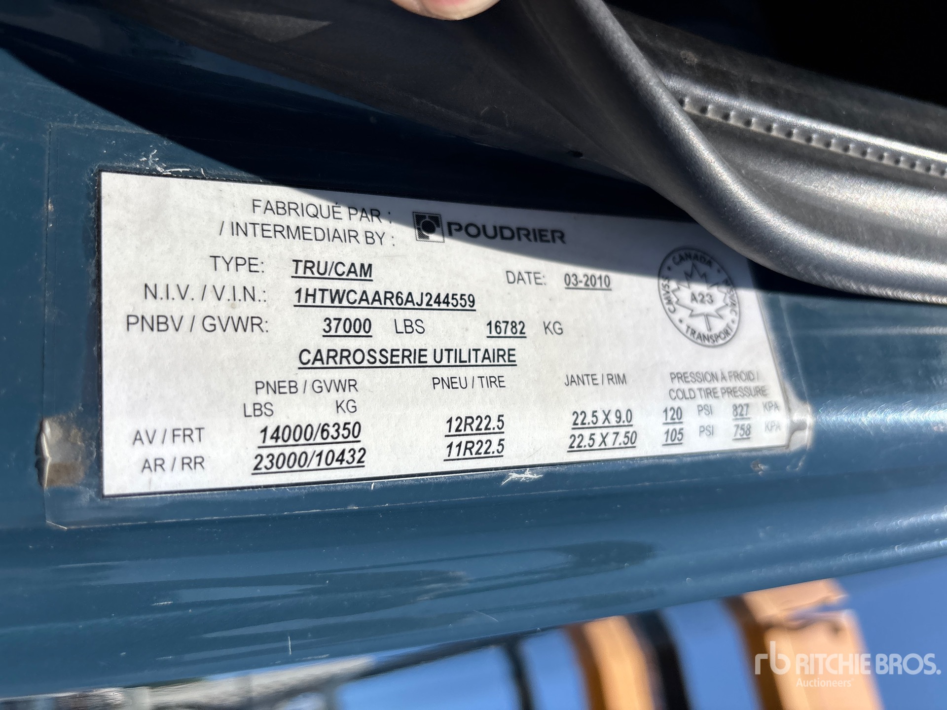 2010 International 7400 SBA