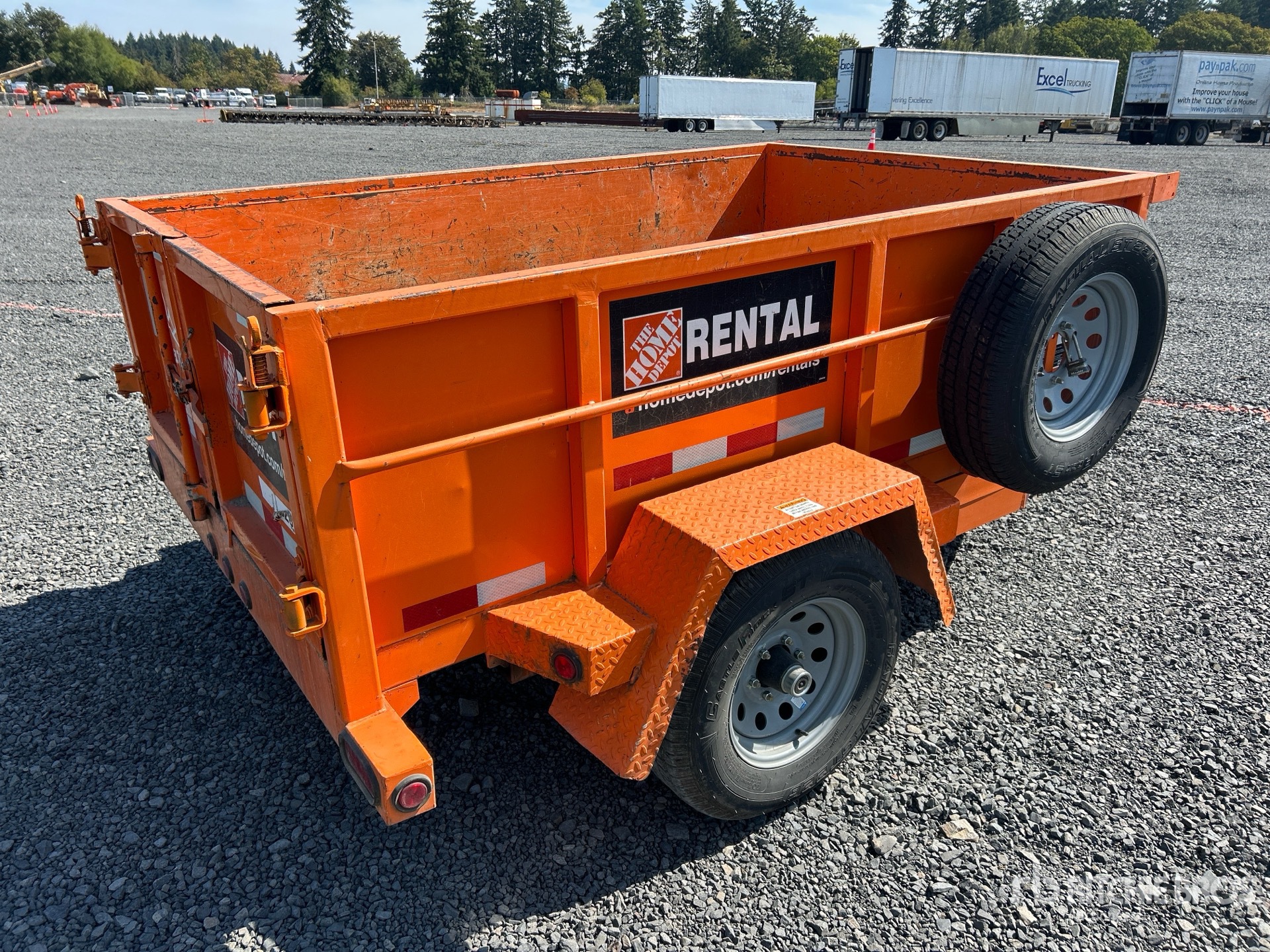 General Appearance with Picture, Right Rear Corner