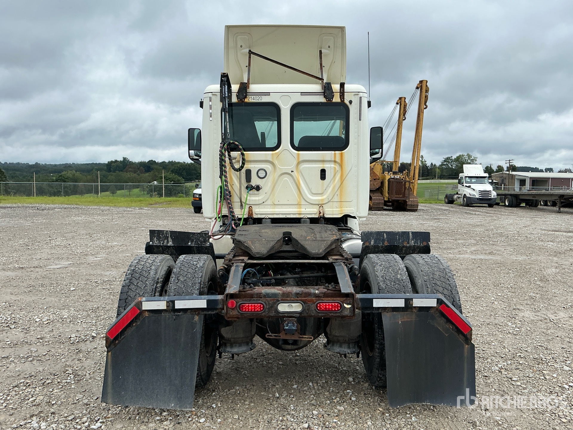 2019 Freightliner CASCADIA 126
