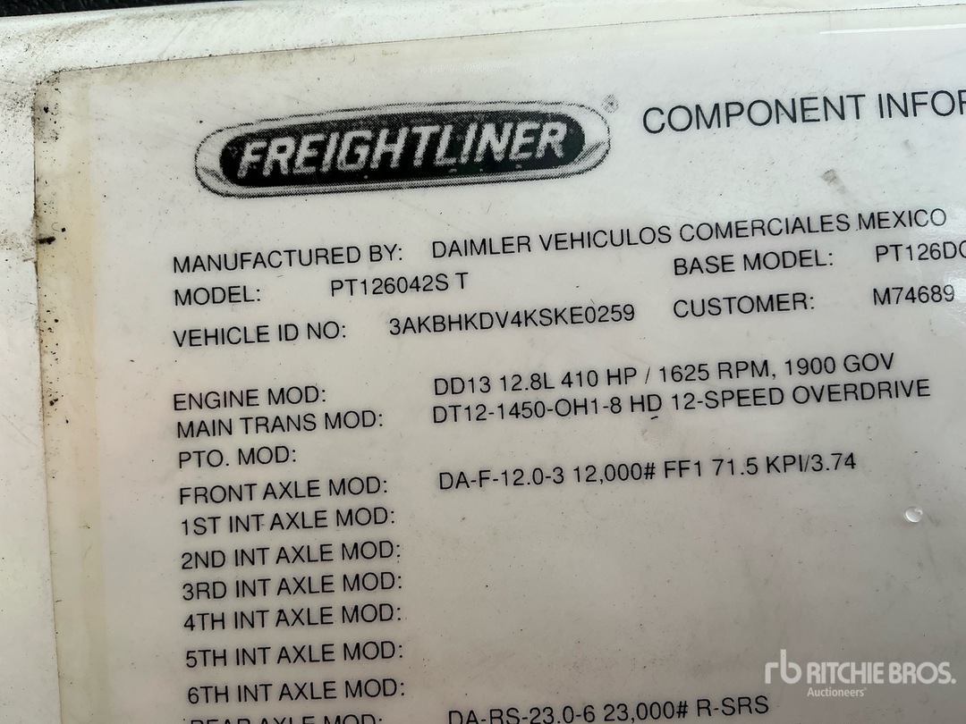 2019 Freightliner CASCADIA 126