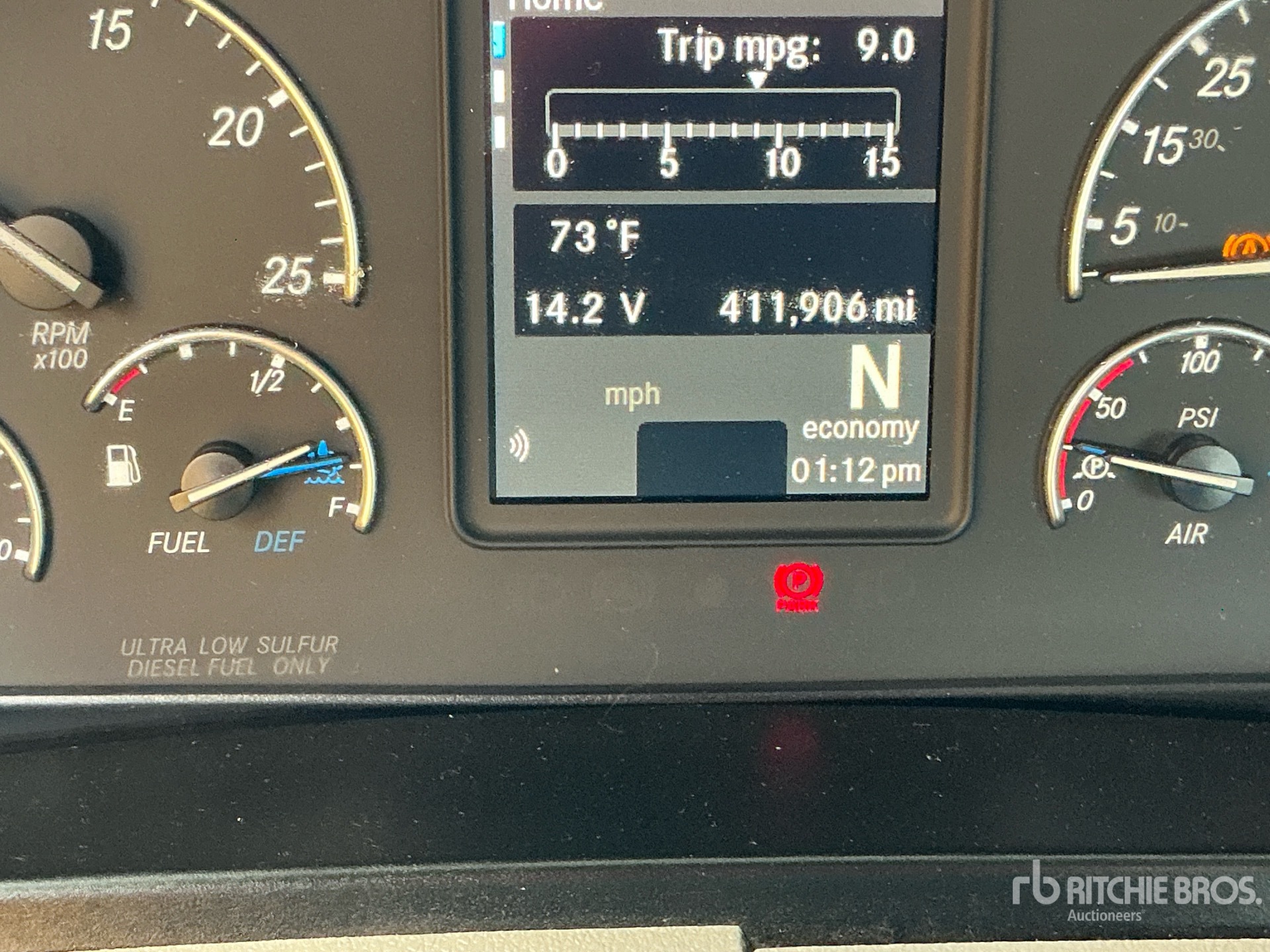 2019 Freightliner CASCADIA 126
