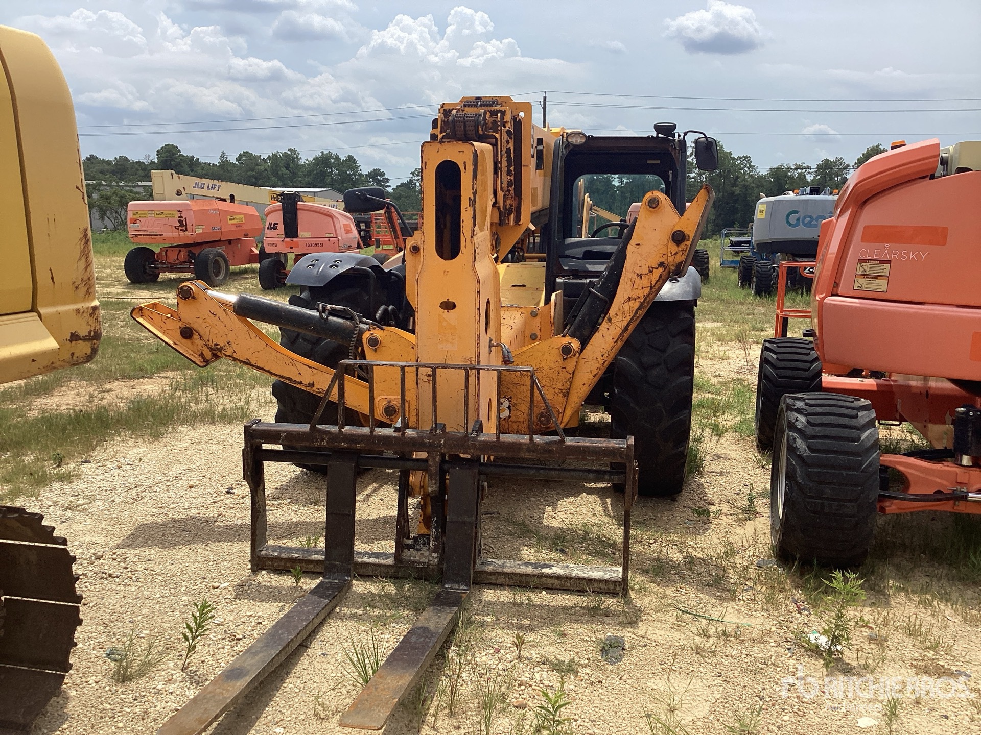2018 JCB 510-56