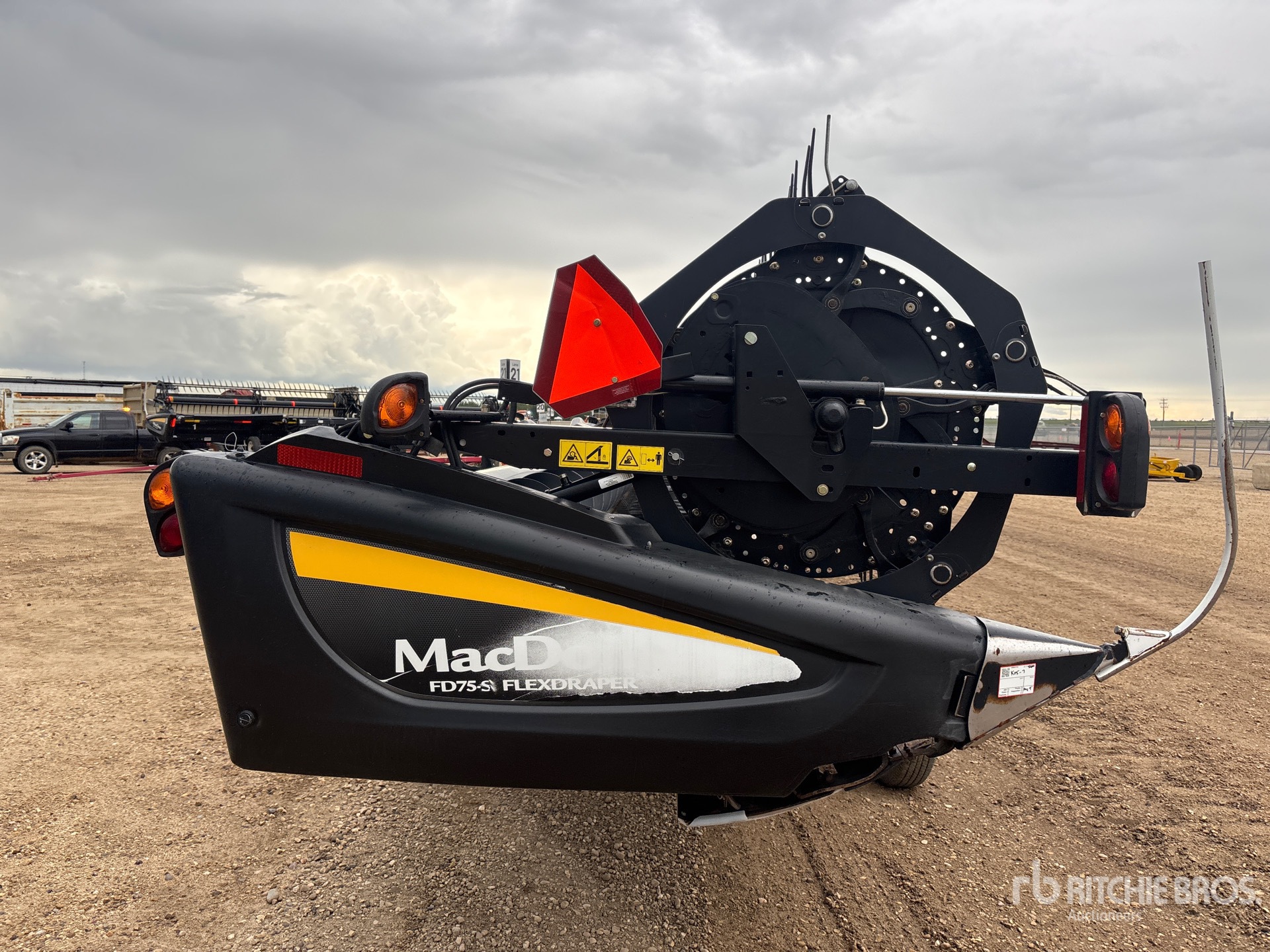 2017 Macdon FD75