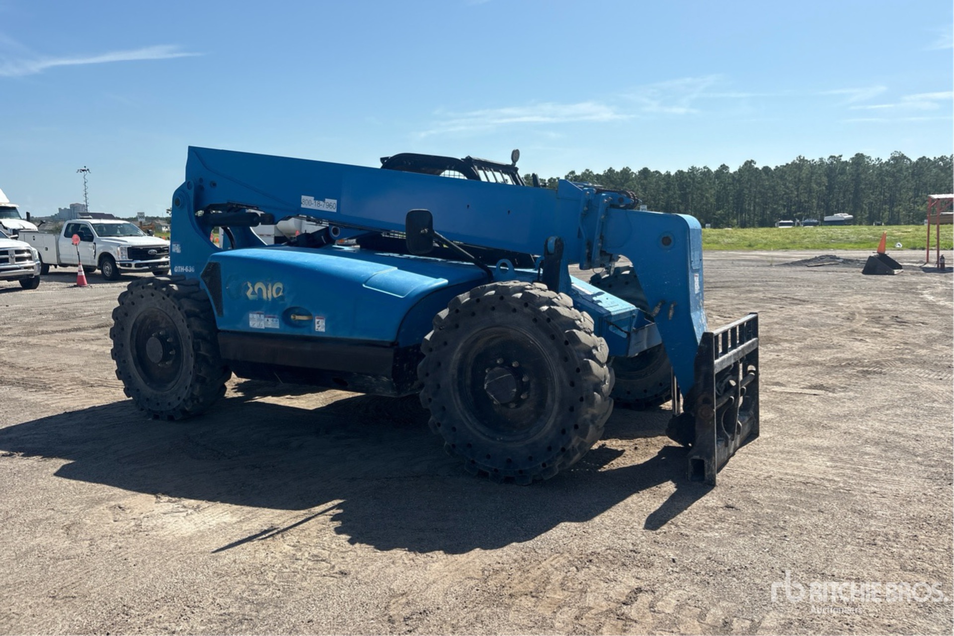 2017 Genie GTH-636