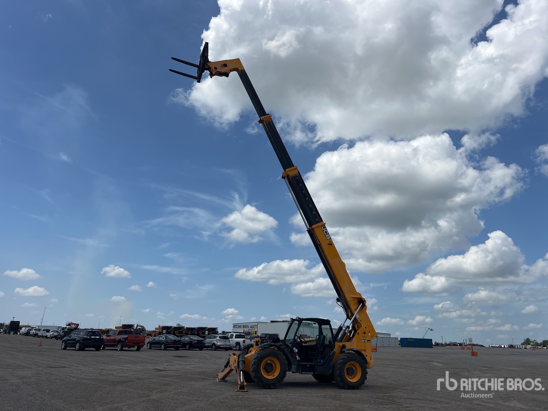 2018 JCB 510-56