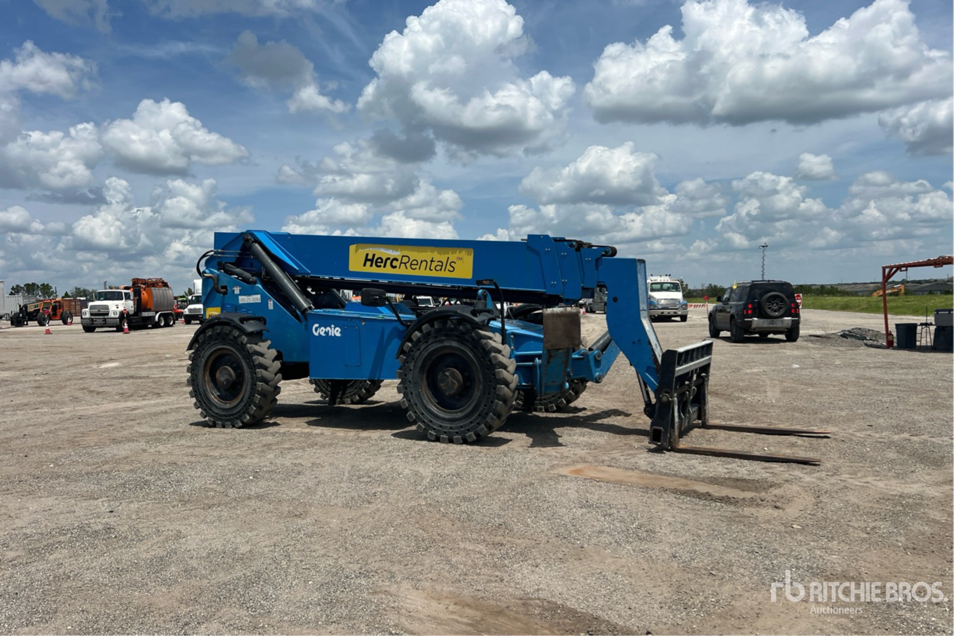 2019 Genie GTH-1056