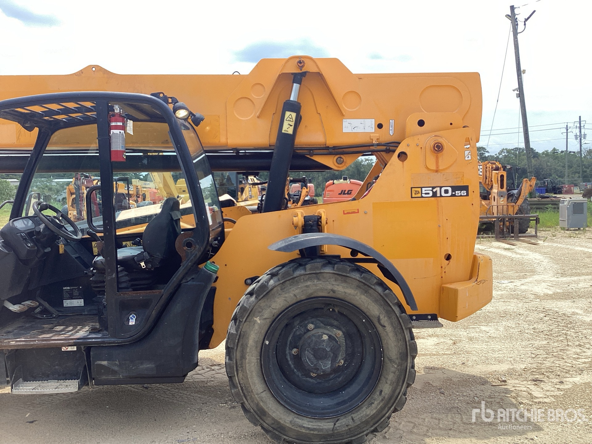 2022 JCB 510-56