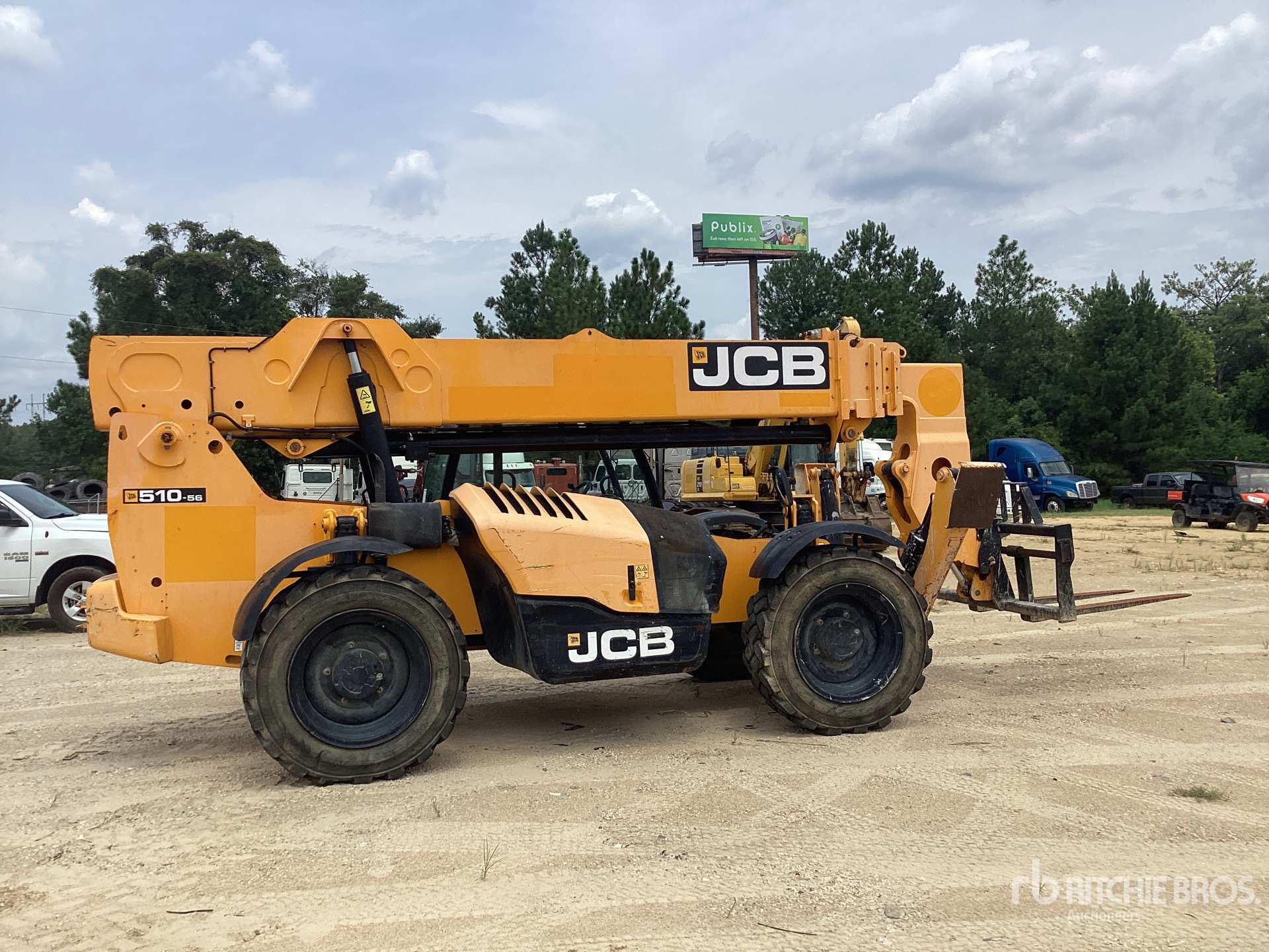 2022 JCB 510-56