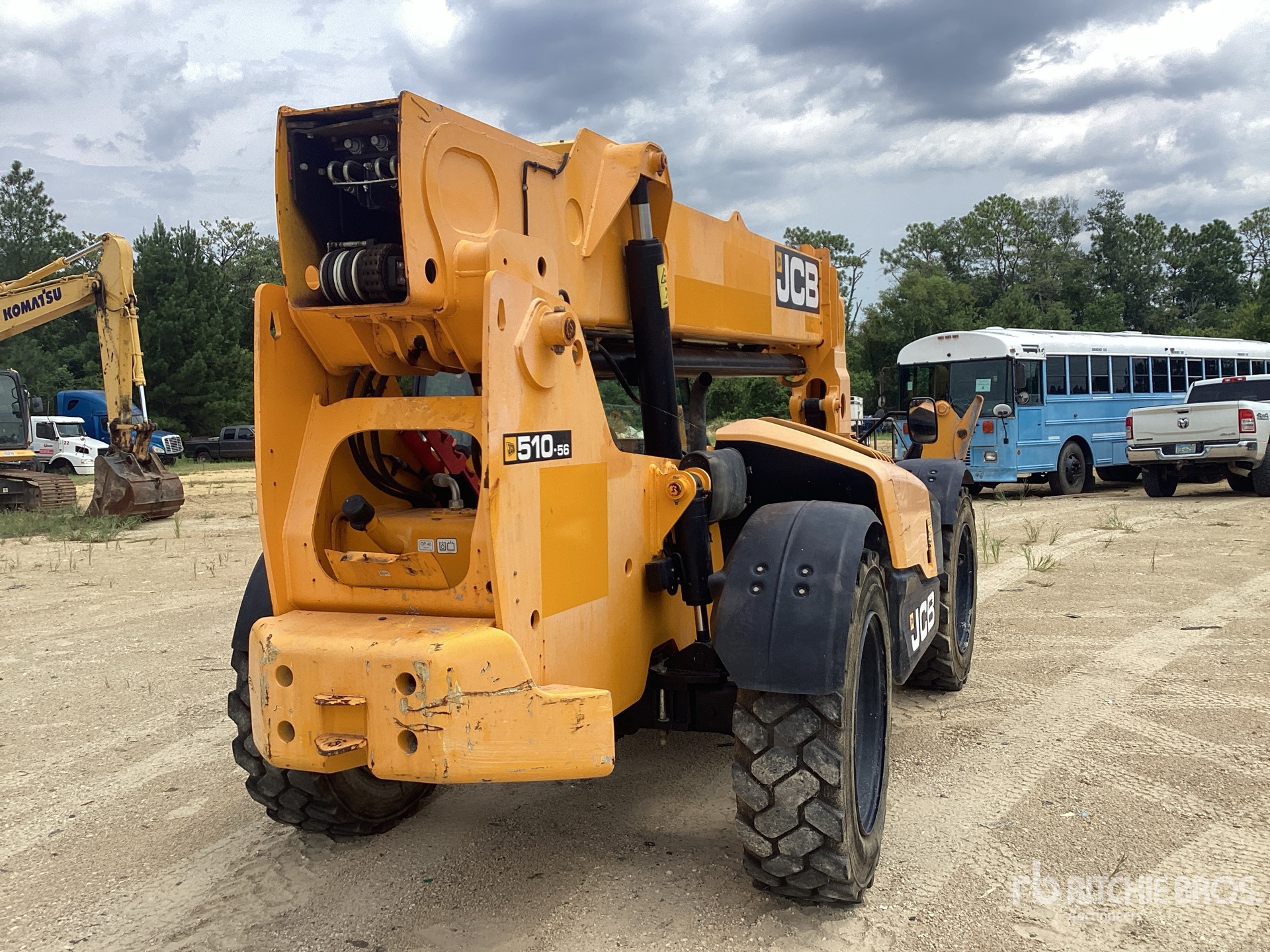 2022 JCB 510-56