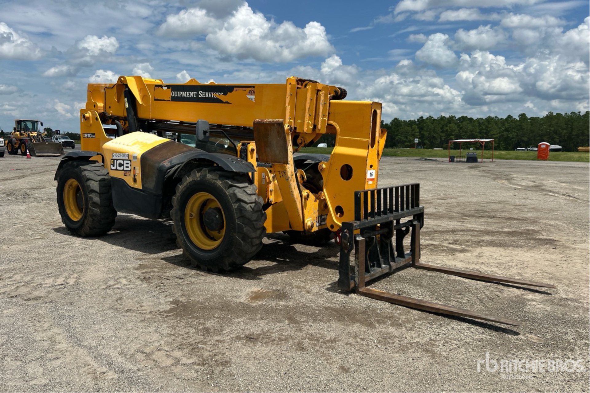 2017 JCB 510-56