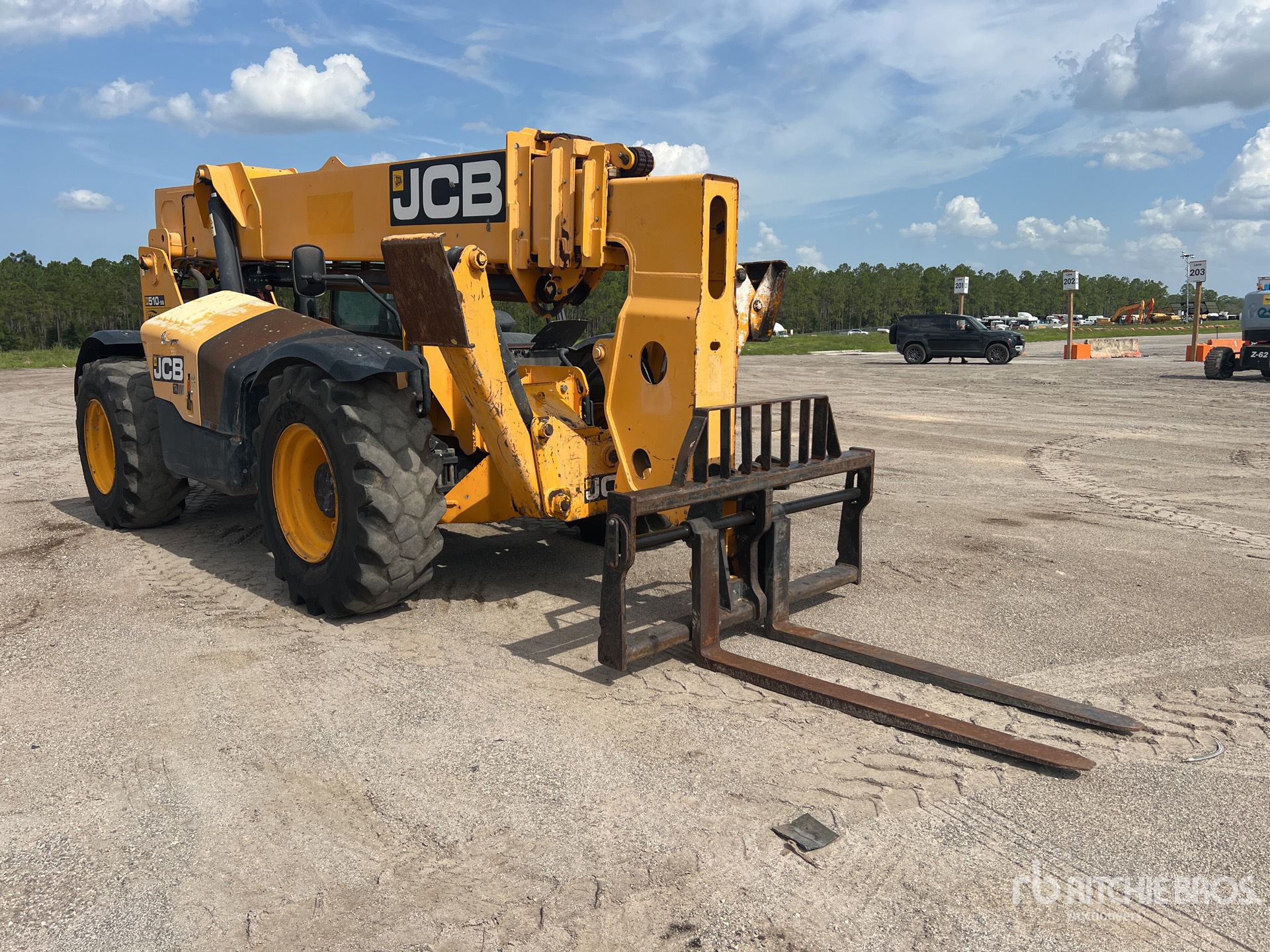 2018 JCB 510-56
