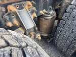 4 Underbody - Truck with