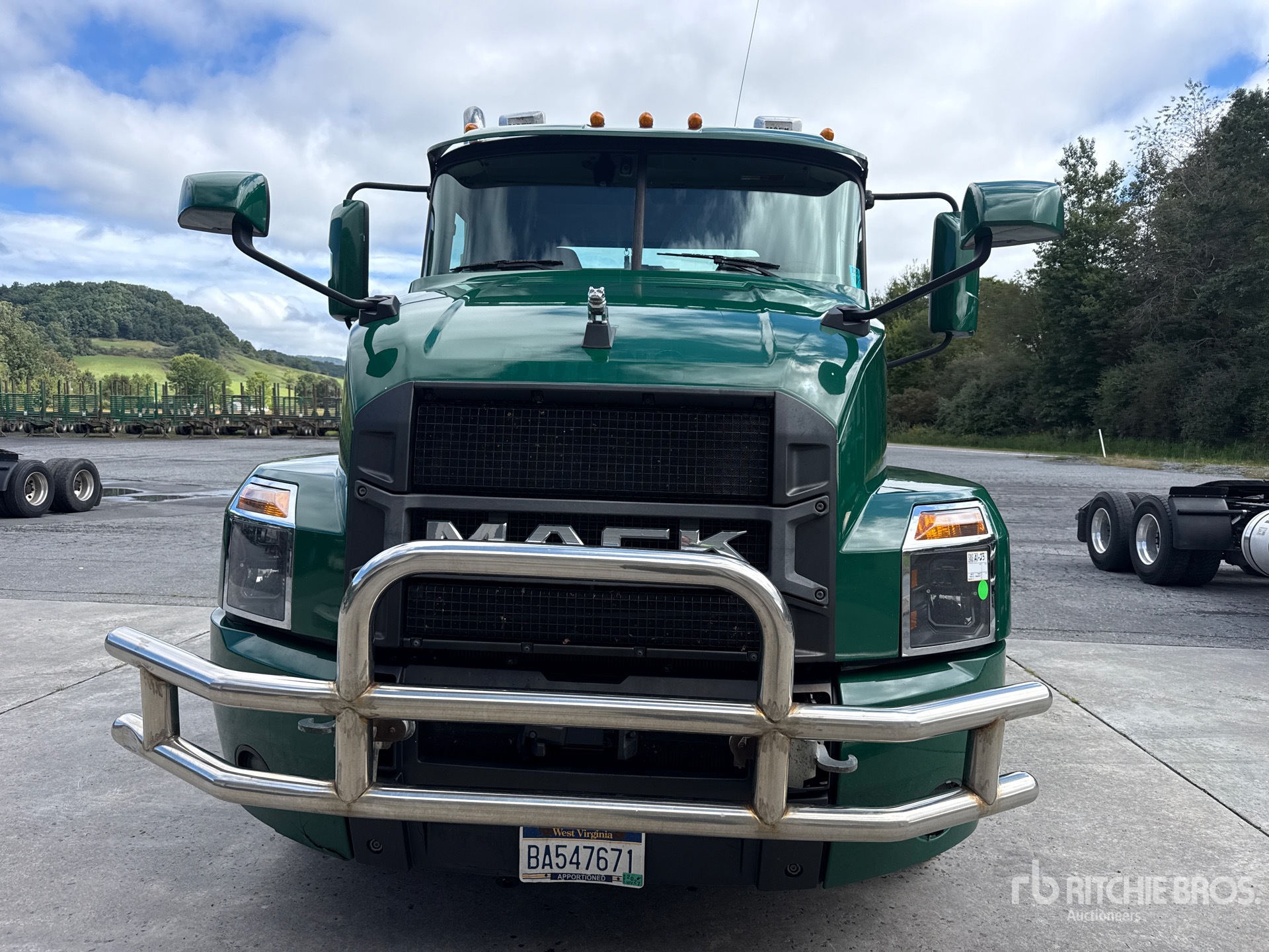 2022 Mack ANTHEM AN64T