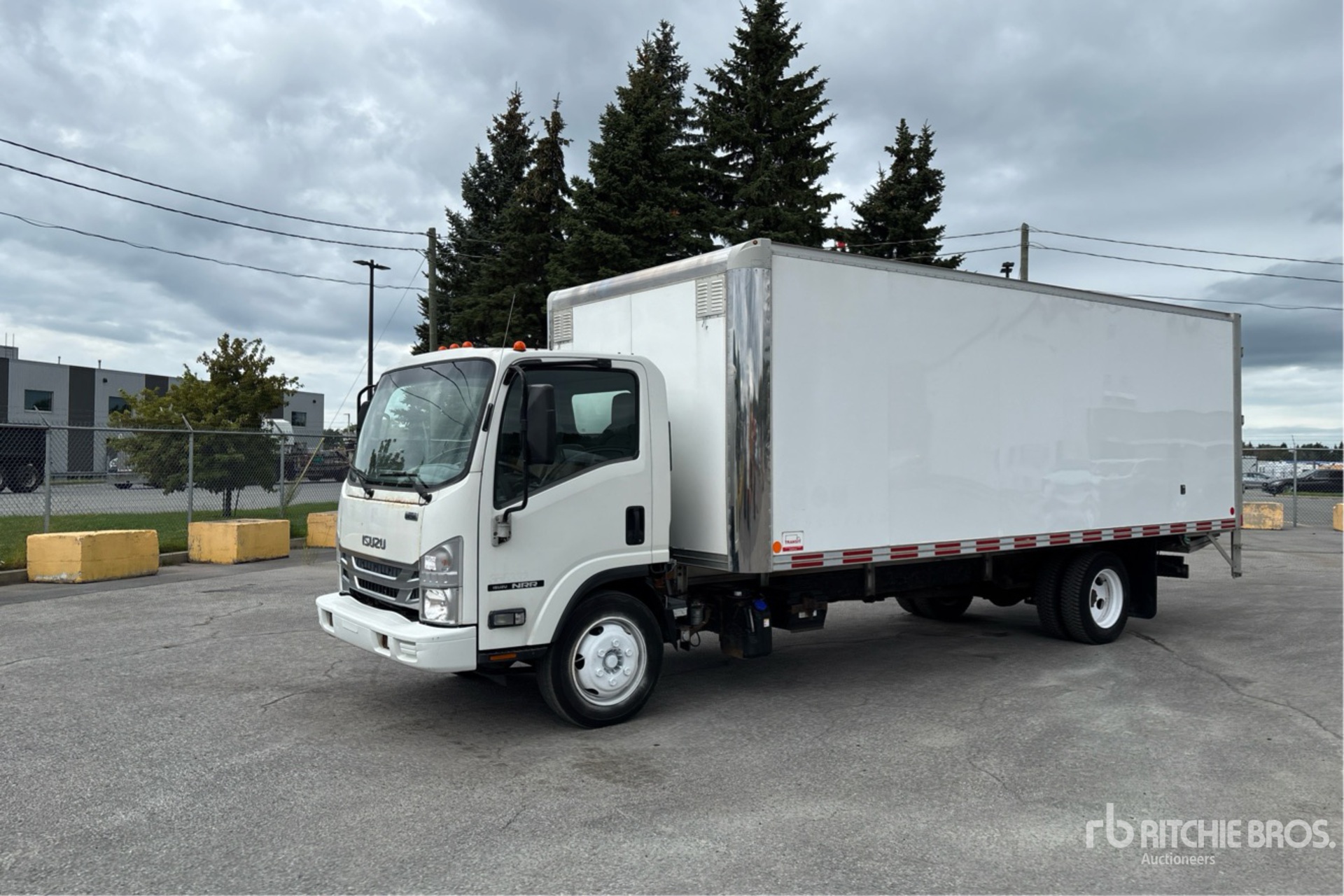 2020 Isuzu NRR